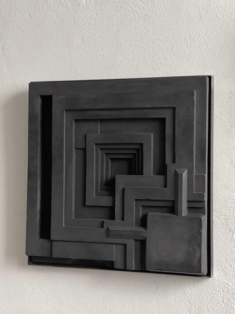 Frank Lloyd Wright 1970 Relief in Solid Cast Dark Grey Concrete and Metal Frame For Sale 3