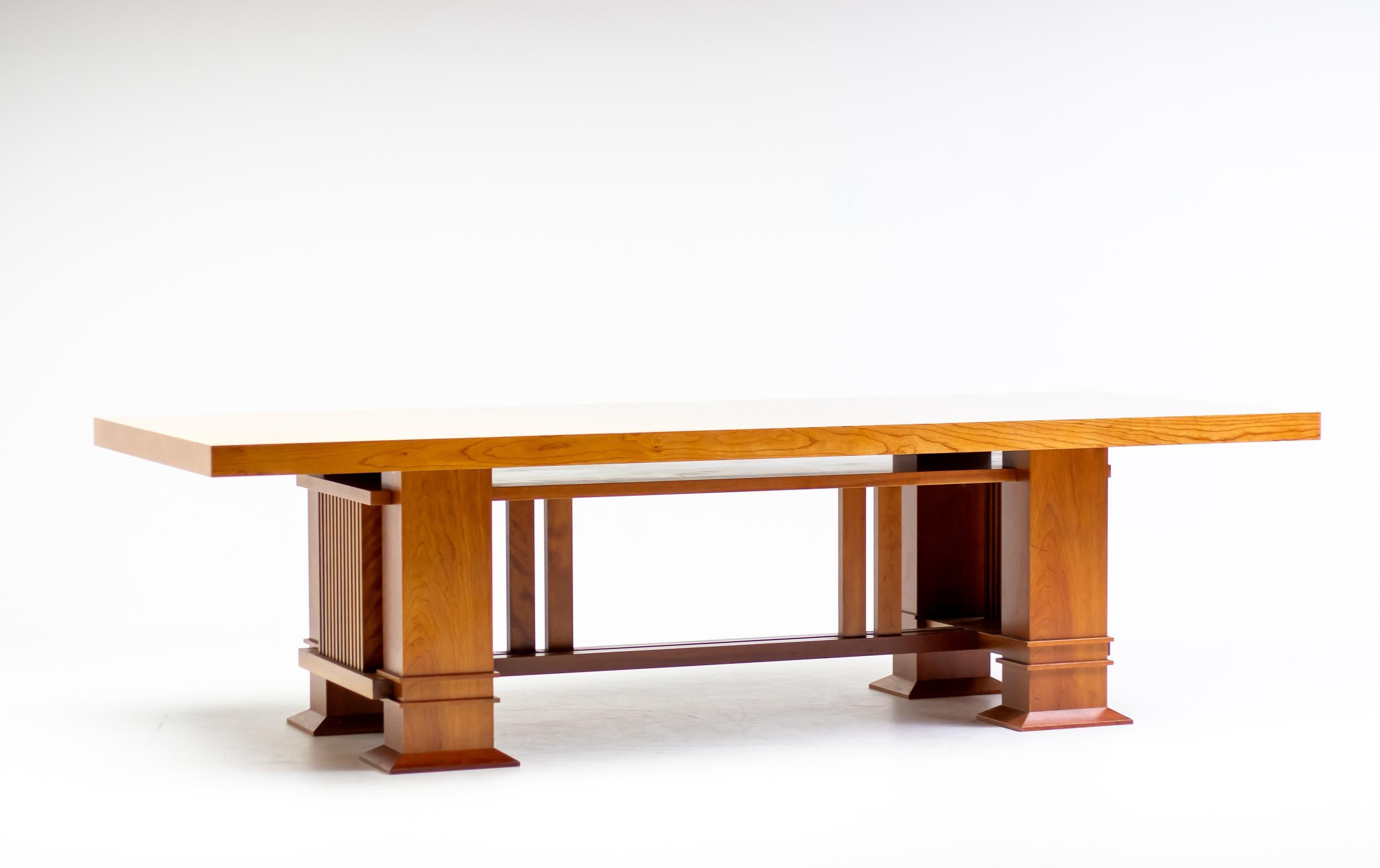 Américain Table Allen 605 de Frank Lloyd Wright par Cassina en vente