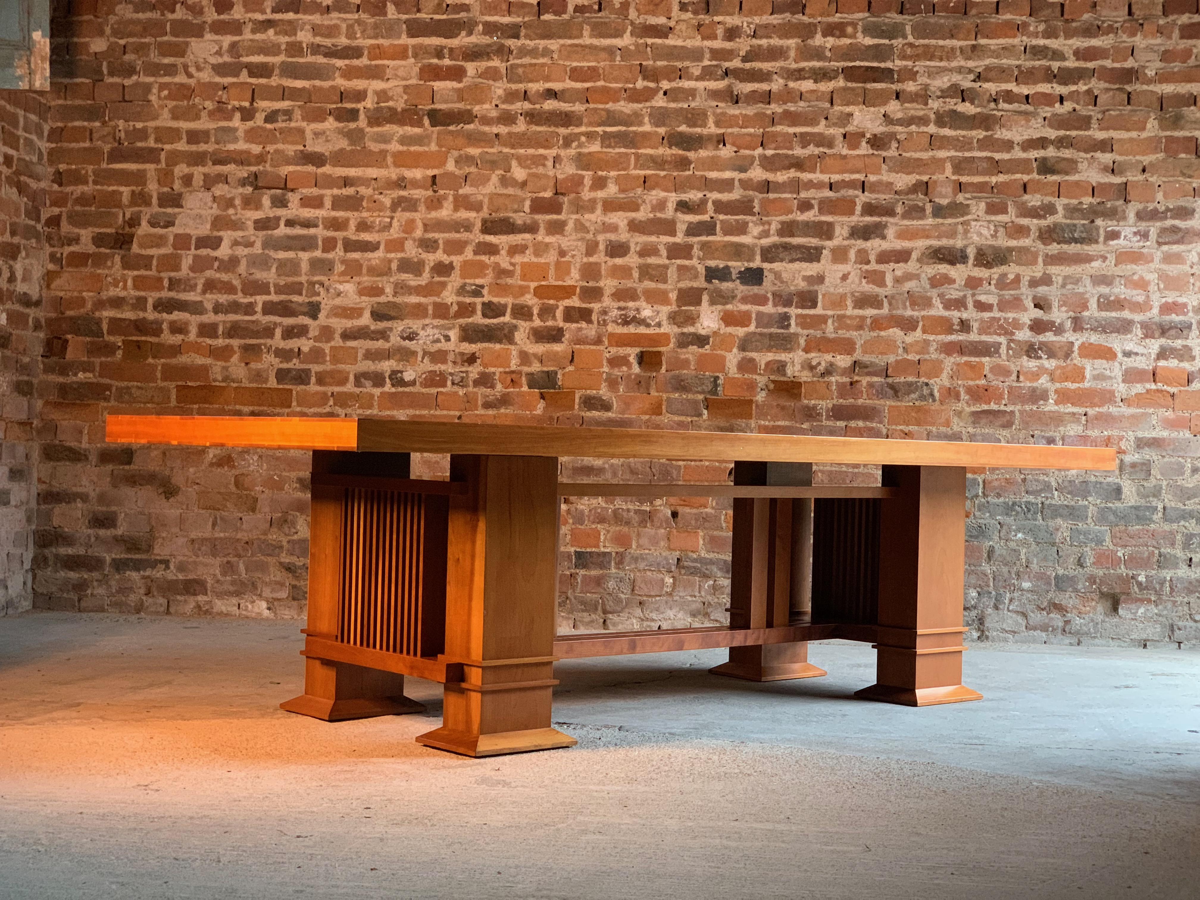 Frank Lloyd Wright 605 Allen Table in Cherrywood by Cassina, circa 1980s 3