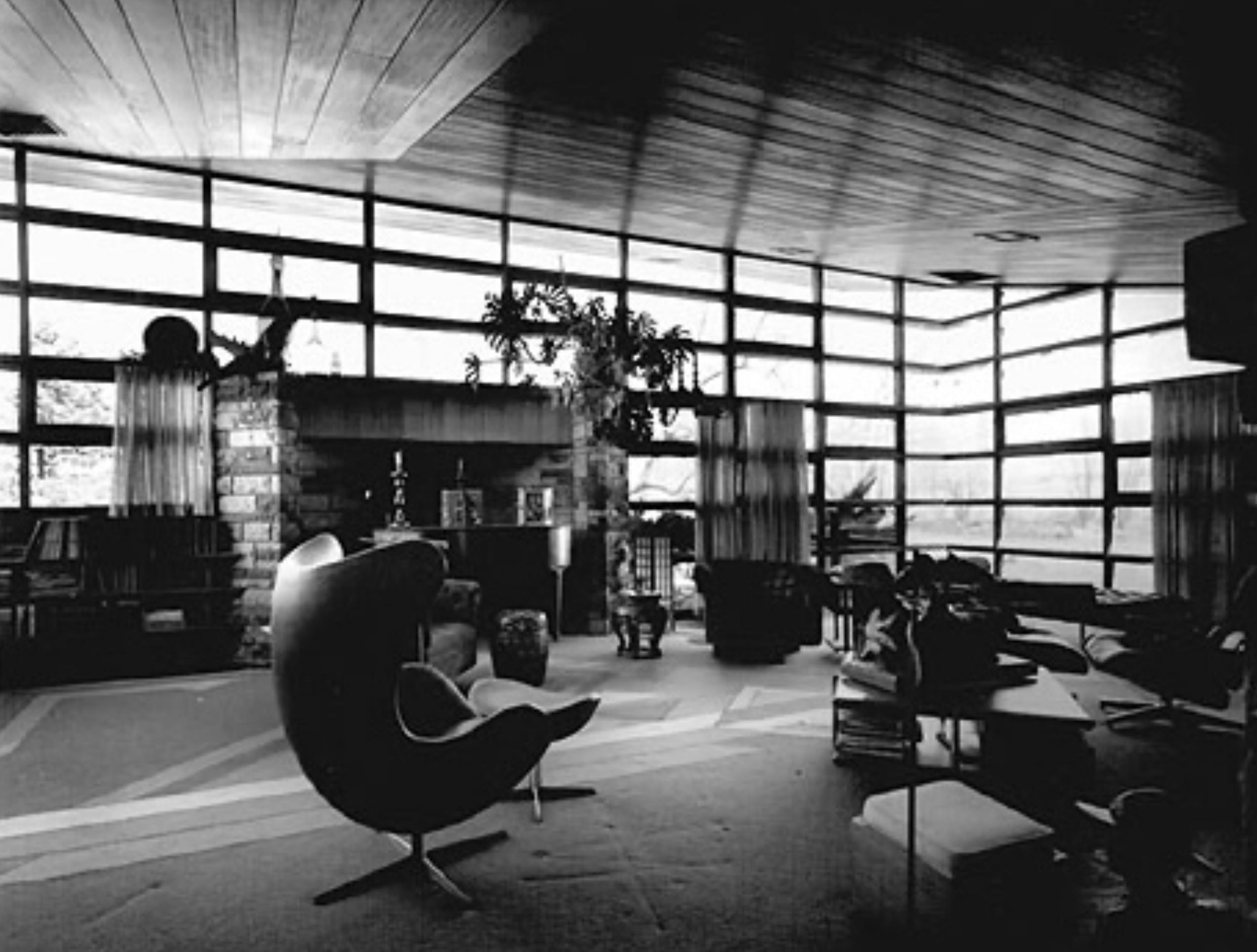 Frank Lloyd Wright 623 01-31 Lewis Square Coffee Table, Cherry, Cassina, Italy. 6