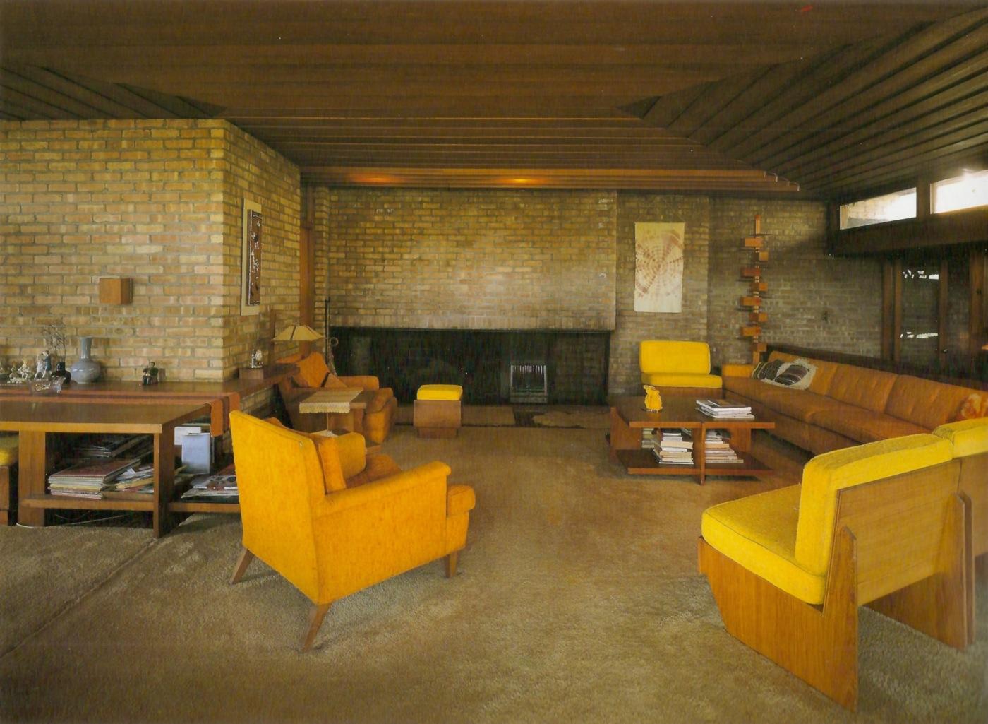 Frank Lloyd Wright 623 01-31 Lewis Square Coffee Table, Cherry, Cassina, Italy. 1