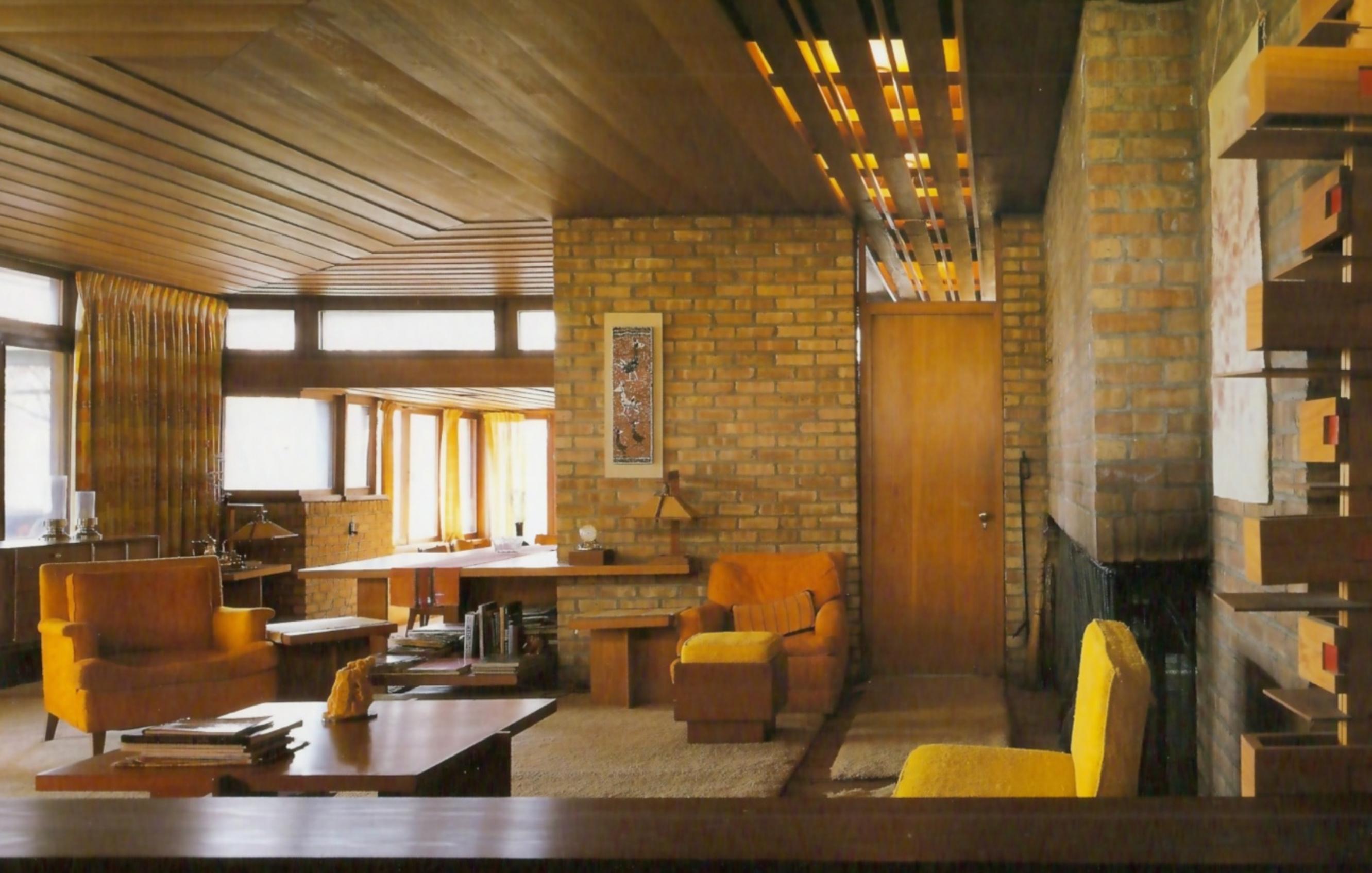 Frank Lloyd Wright 623 01-31 Lewis Square Coffee Table, Cherry, Cassina, Italy. 2