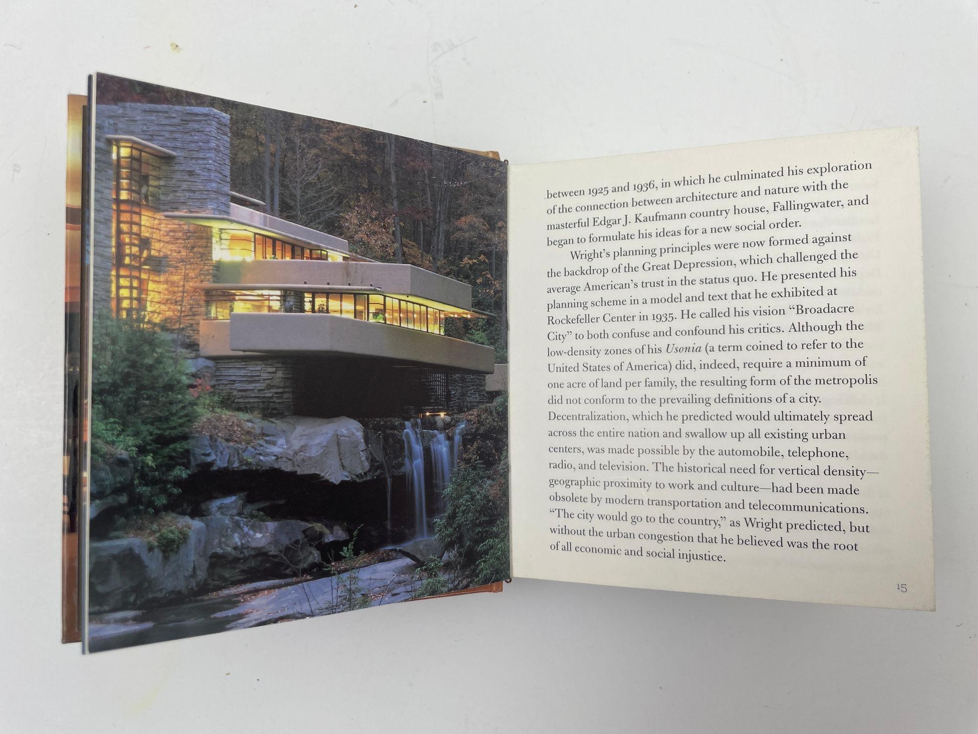Frank Lloyd Wright: America's Master Architect Small Hardcover Folio 1