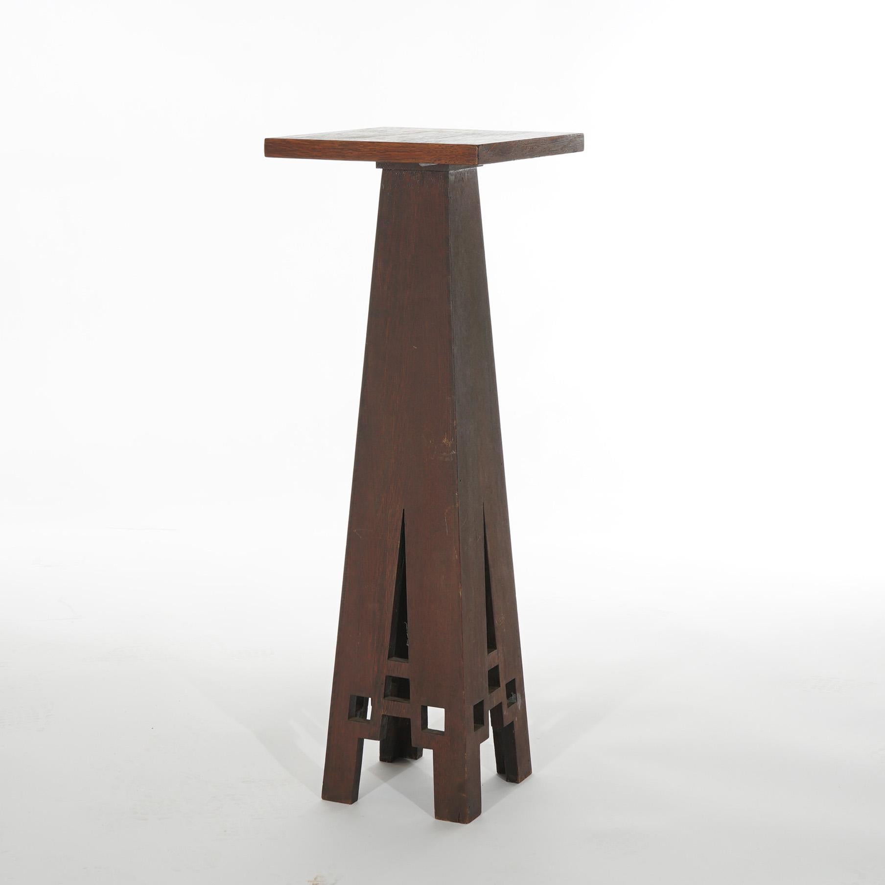 Frank Lloyd Wright Arts & Craft Ausschnitt Flared OAK Plant Stand C1910 im Angebot 2