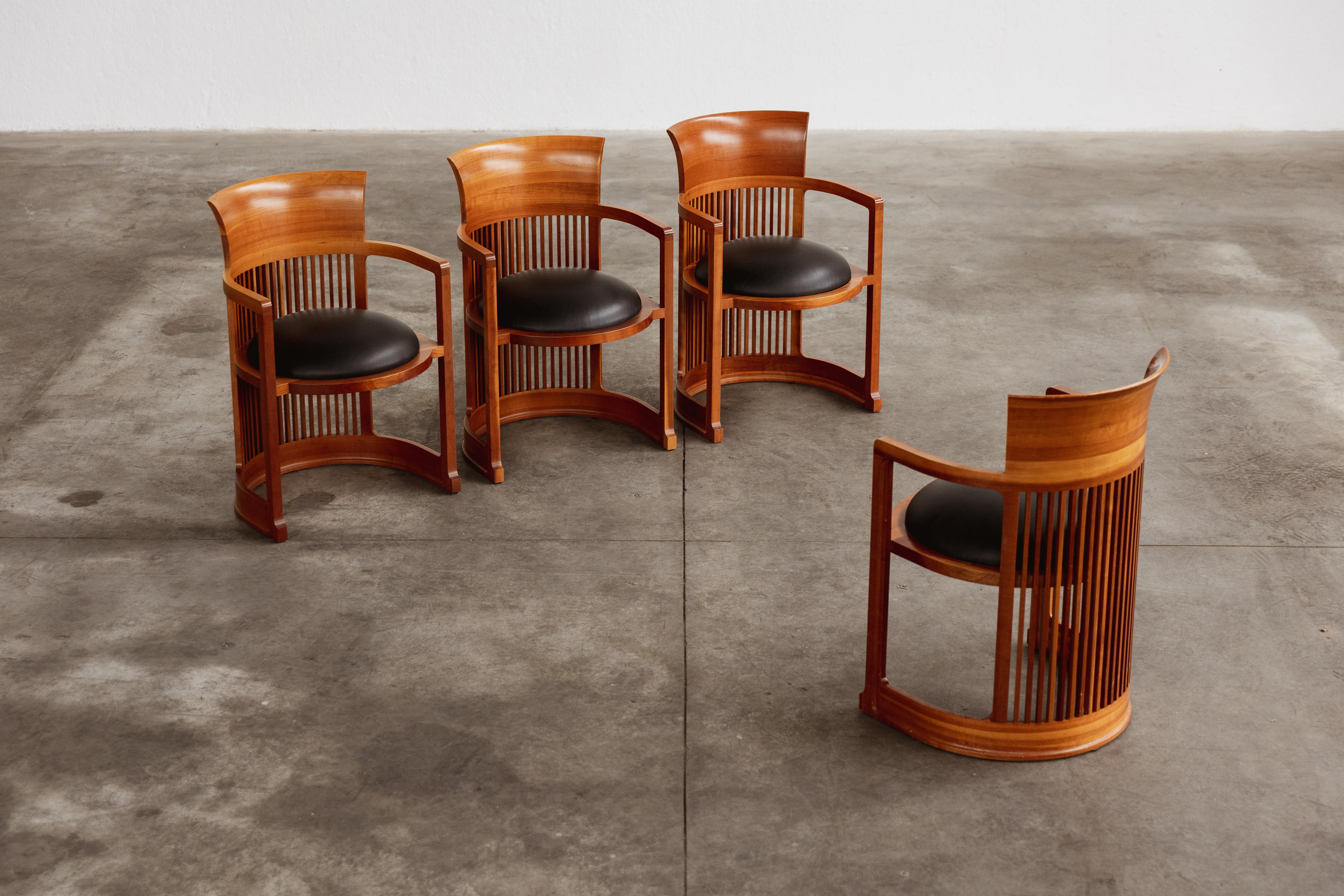Chaises Barrel de Frank Lloyd Wright pour Cassina, 1937, ensemble de 4 pièces en vente 1