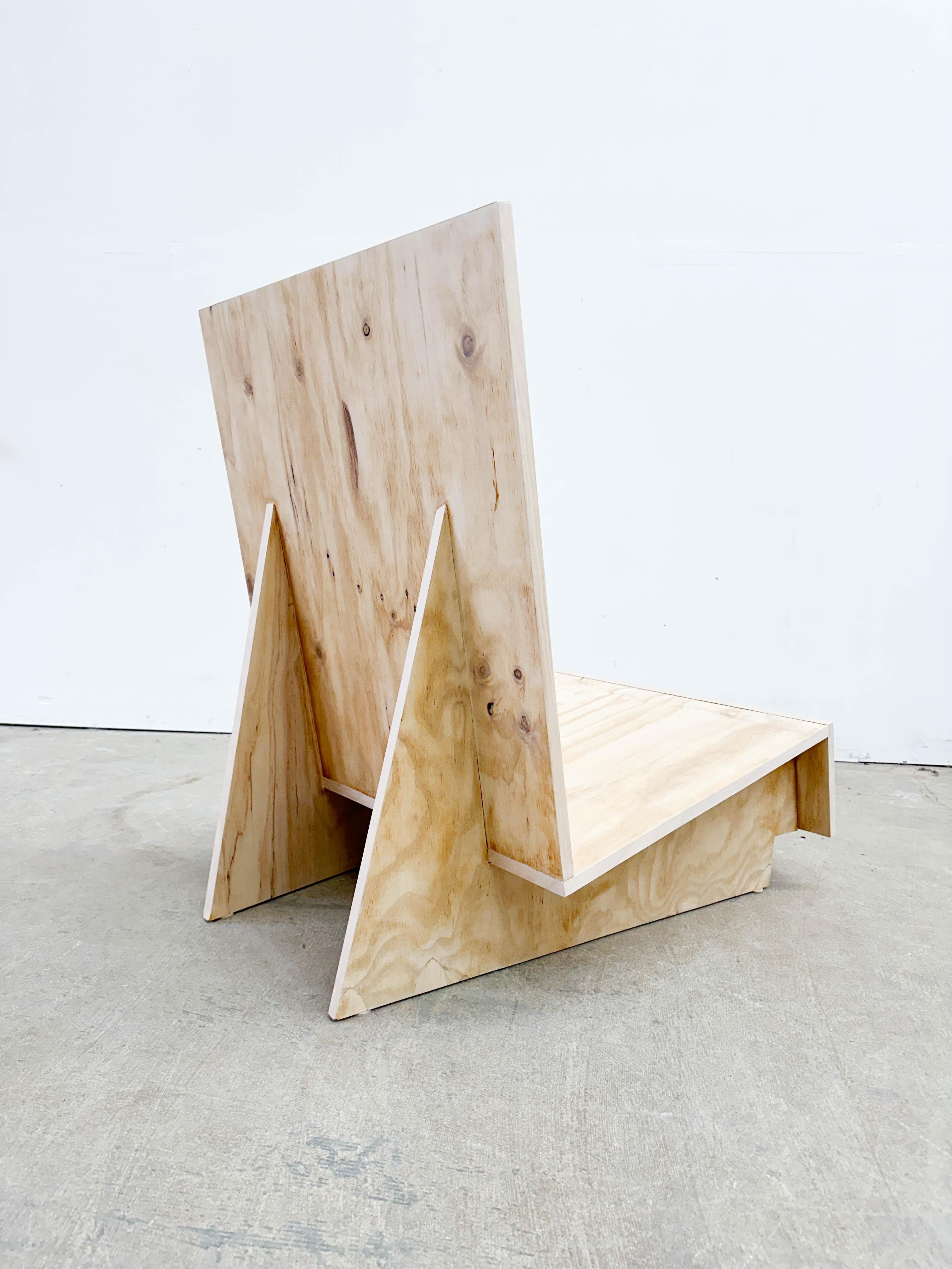 Frank Lloyd Wright Coffee Table and Lounge Chairs For Sale 12