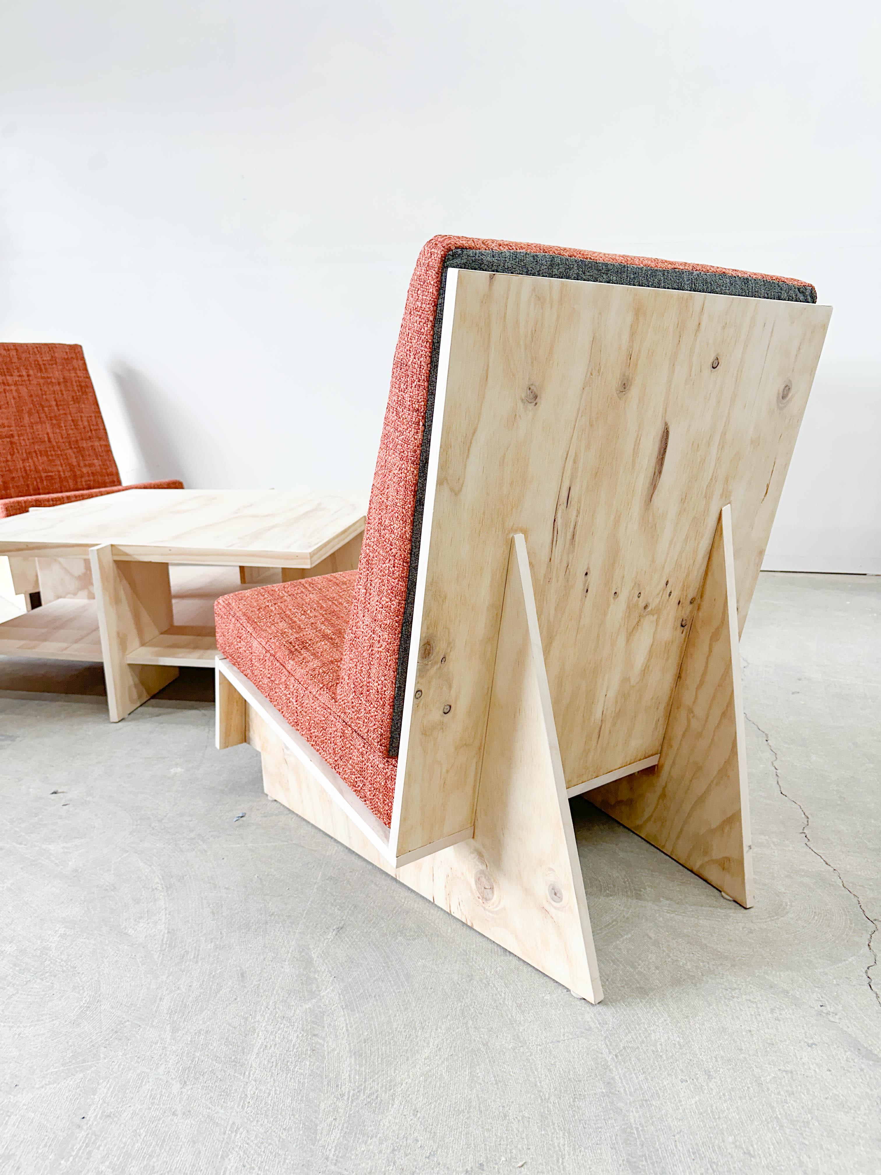 Frank Lloyd Wright Coffee Table and Lounge Chairs For Sale 1