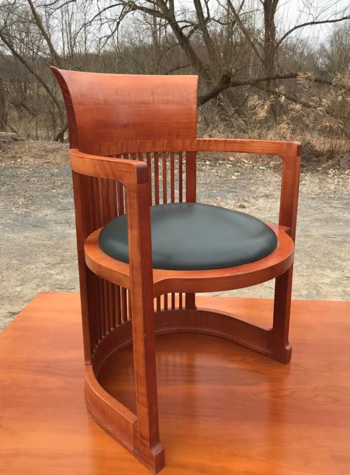 Frank Lloyd Wright Designed Cherry Table and Chairs at 1stDibs