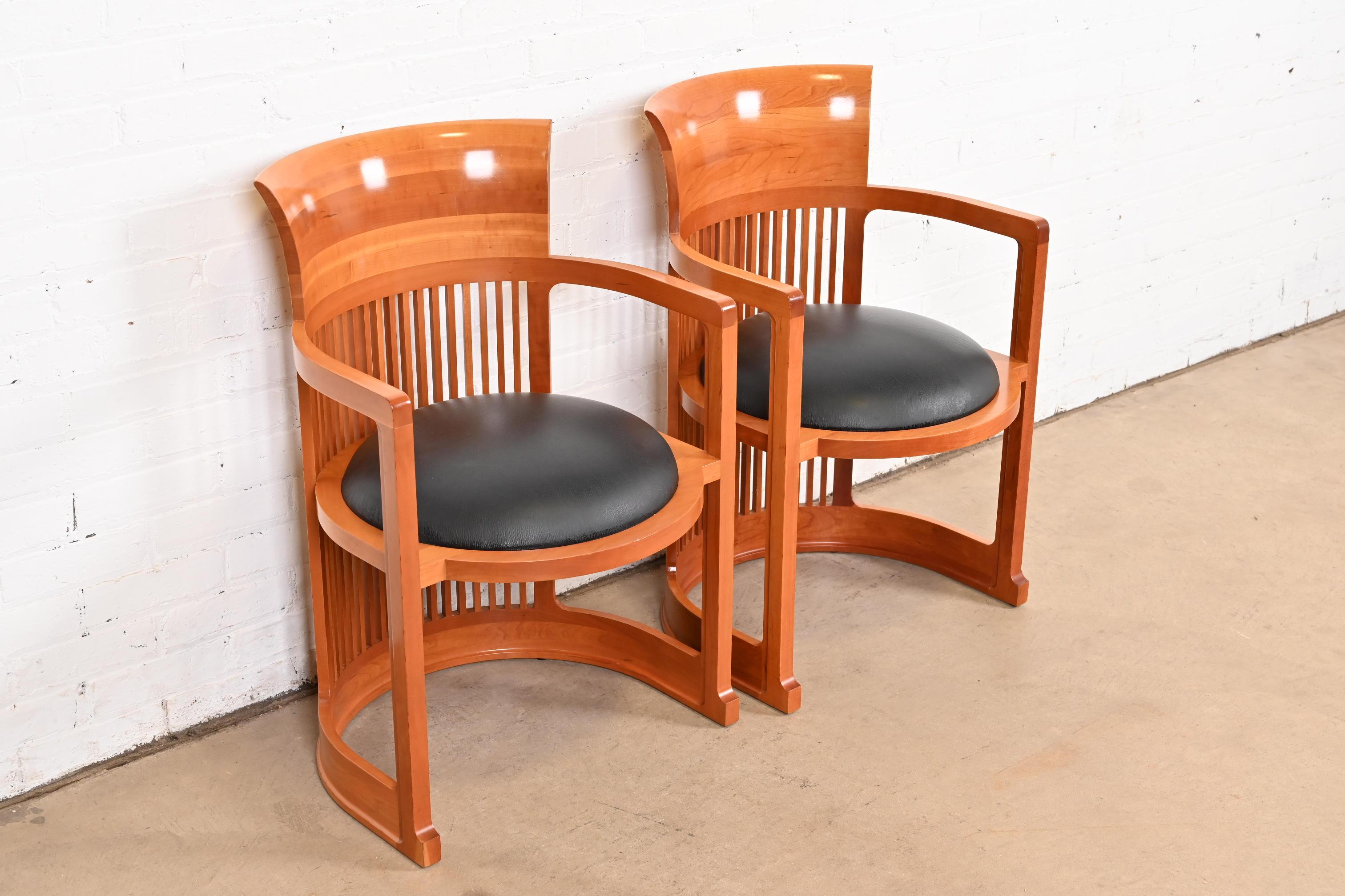 Frank Lloyd Wright for Cassina Arts & Crafts Cherry Wood Barrel Chairs, Pair In Good Condition In South Bend, IN