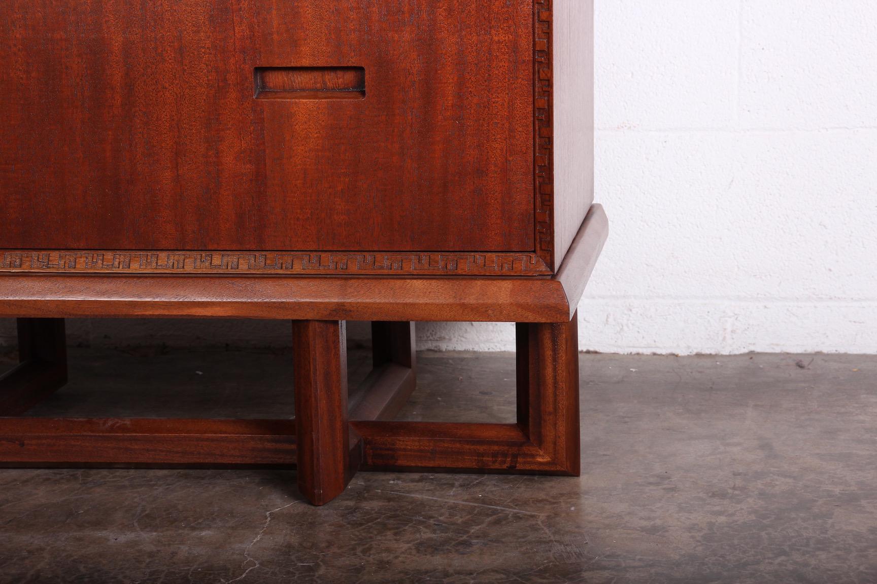 Frank Lloyd Wright for Henredon Chest on Stand In Good Condition In Dallas, TX