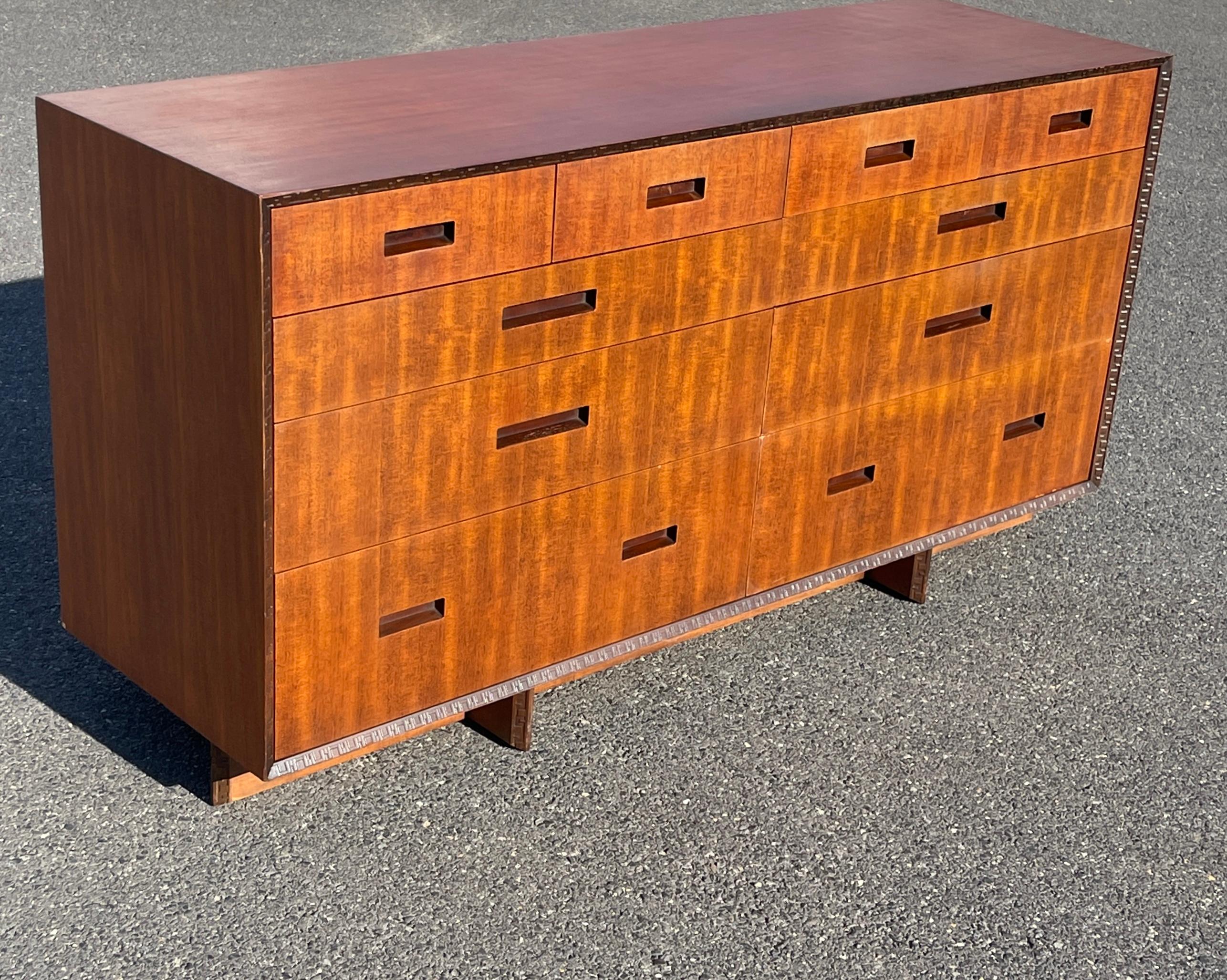 Frank Lloyd Wright for Henredon-Heritage Mahogany Dresser In Good Condition In Haddonfield, NJ