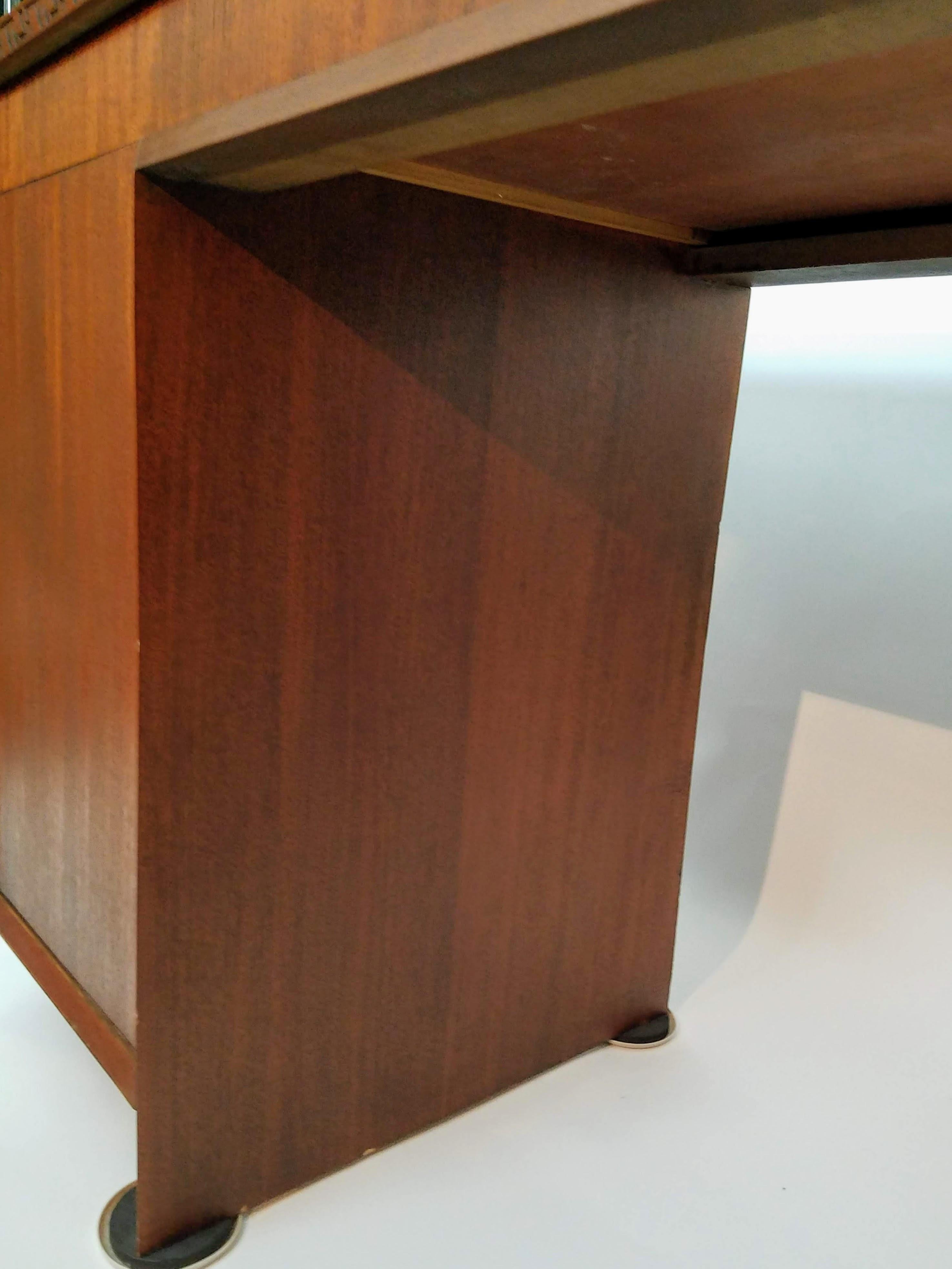 Mid-20th Century Frank Lloyd Wright for Heritage  Henredon Taliesin Mahogany Desk 1955/56 For Sale