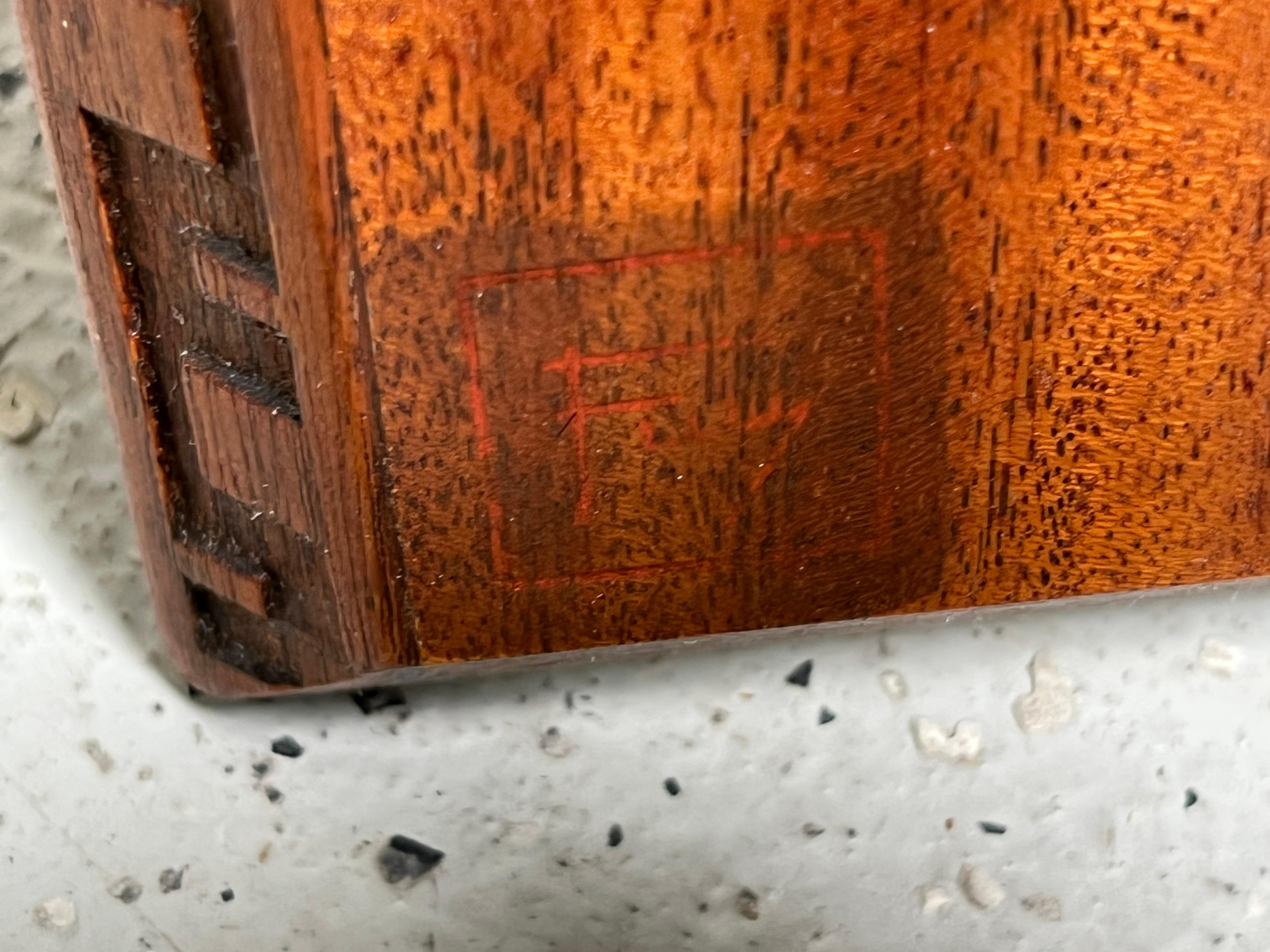 Sechseckiger Tisch von Frank Lloyd Wright für Henredon im Angebot 1
