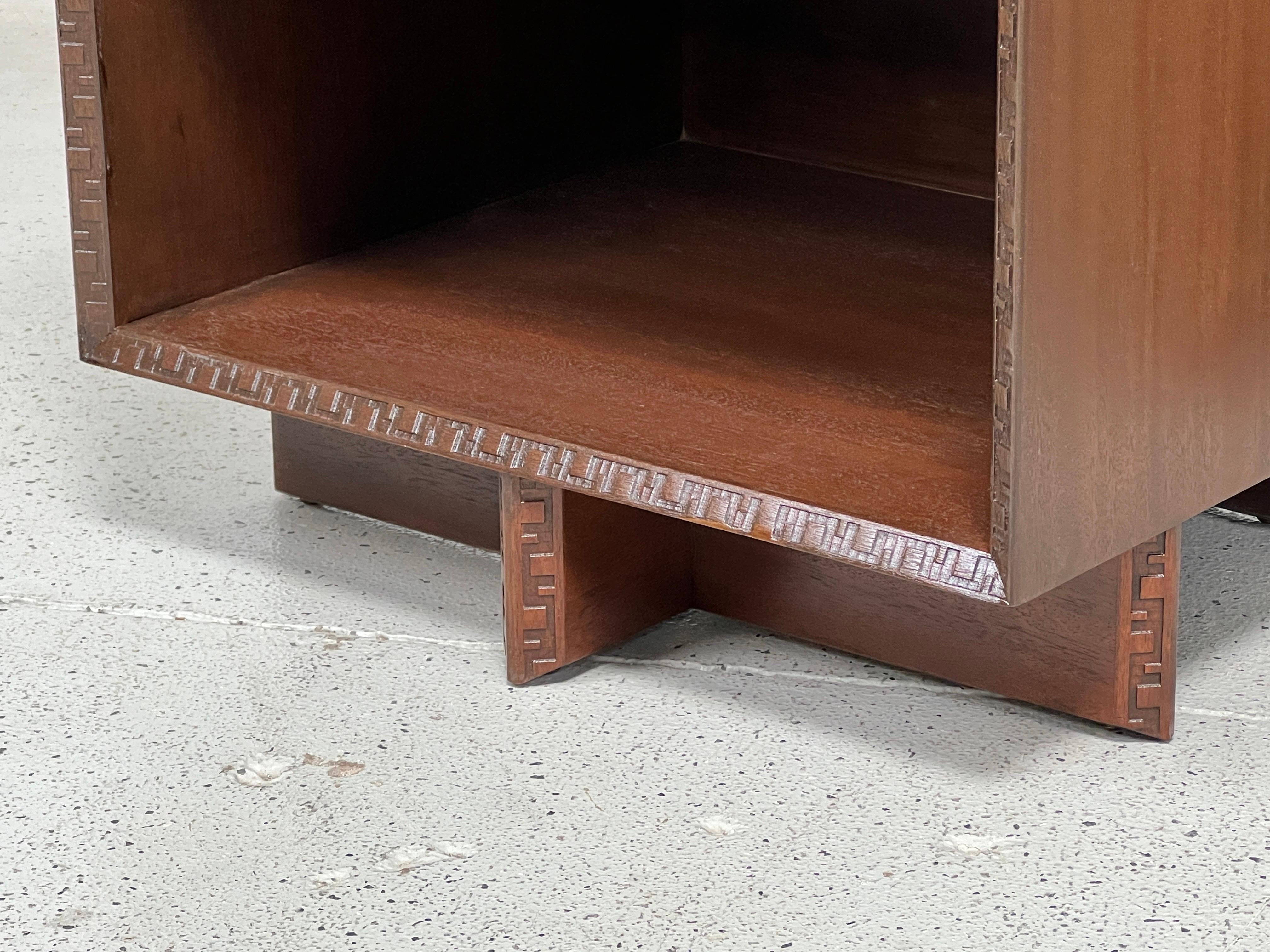 Mahogany Frank Lloyd Wright for Henredon Pair of Nightstands For Sale