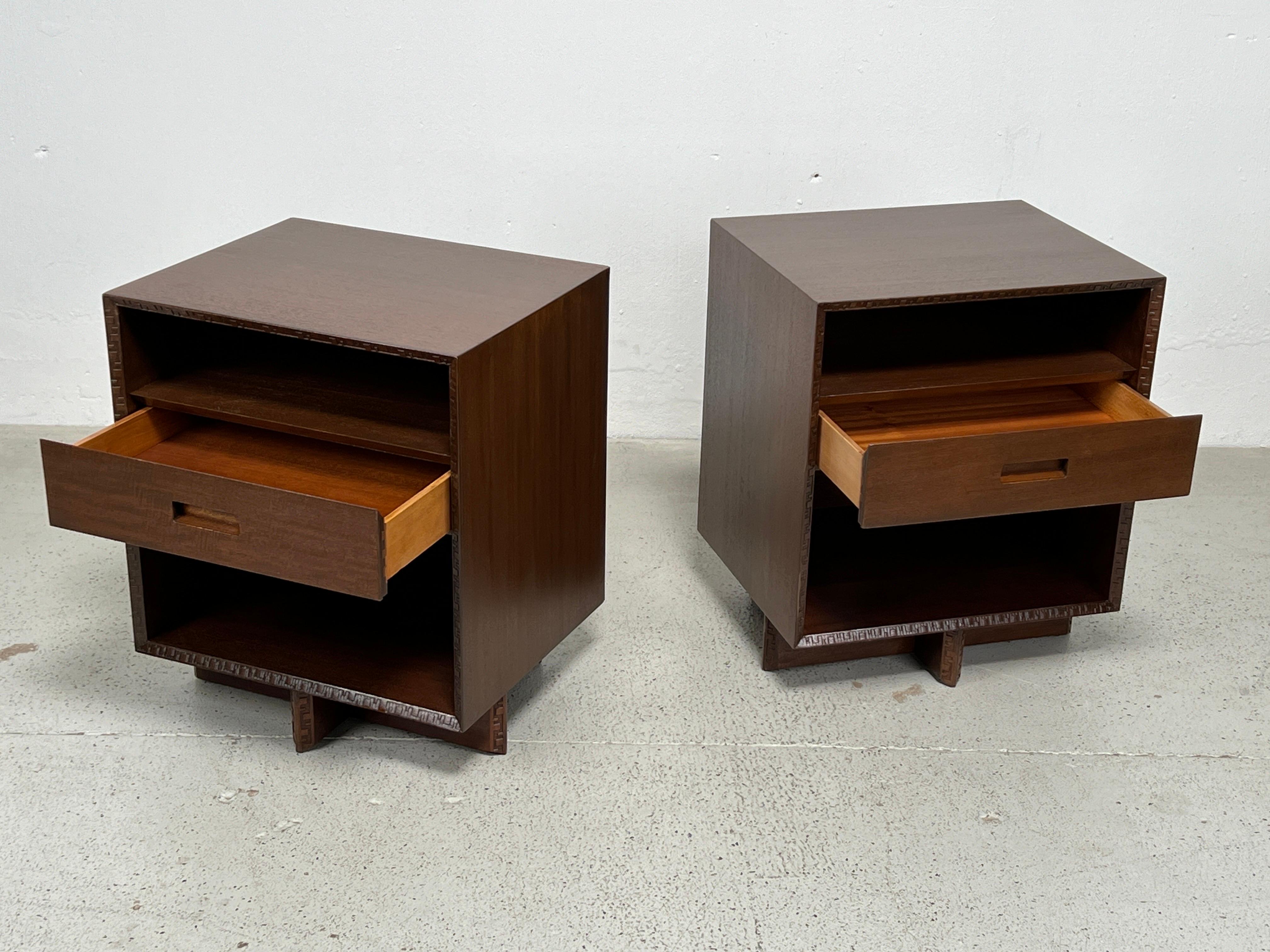 Frank Lloyd Wright for Henredon Pair of Nightstands For Sale 2