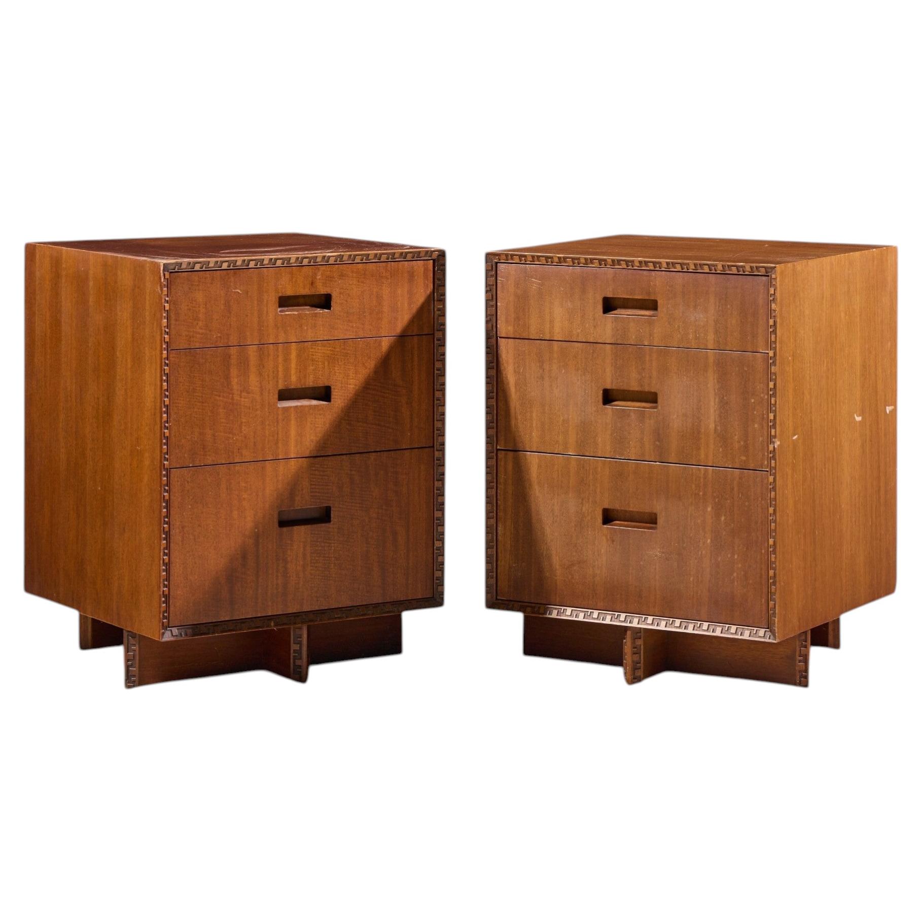 Tables de chevet en acajou « Taliesin Mid Century » de Frank Lloyd Wright pour Henredon – Lot de deux en vente