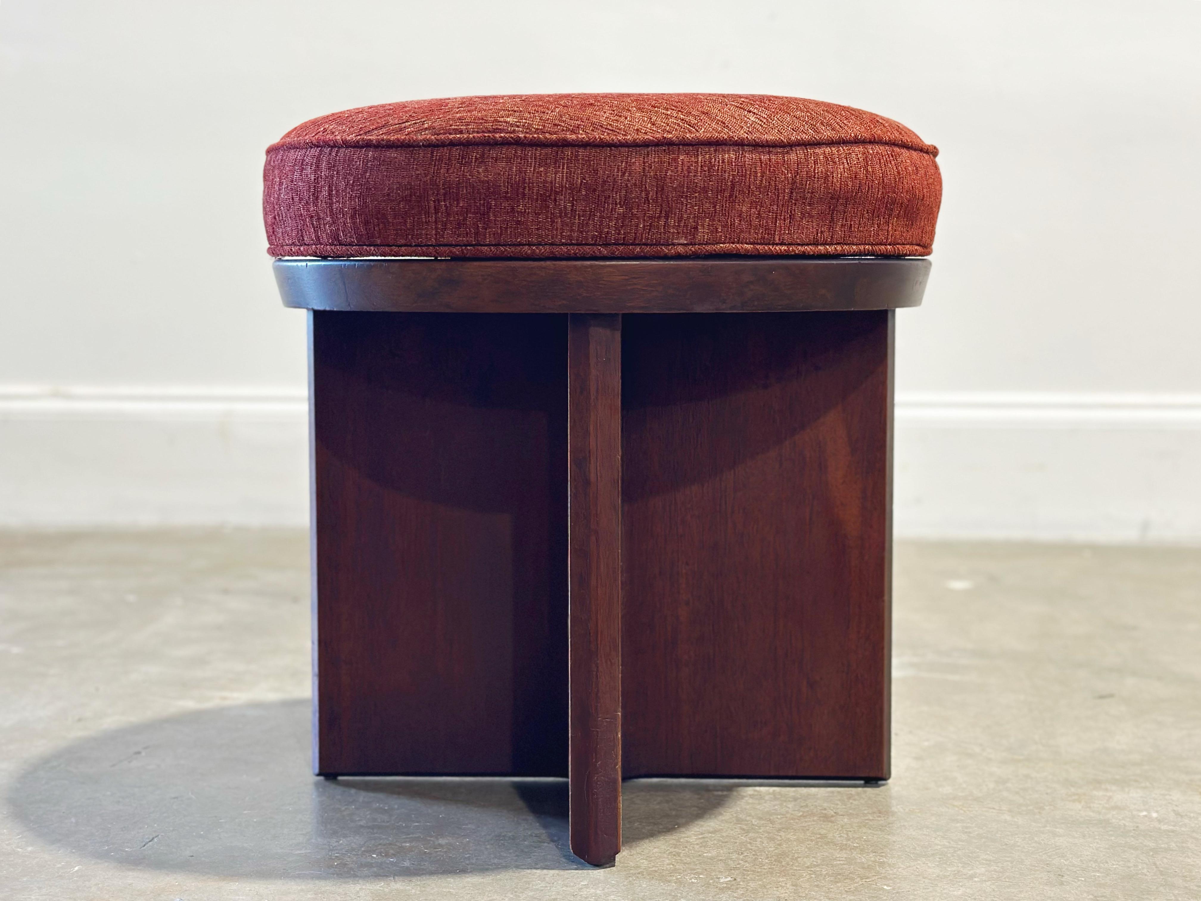 Frank Lloyd Wright for Henredon - Taliesin Vanity Stool - Mahogany - Circa 1955 In Good Condition In Decatur, GA