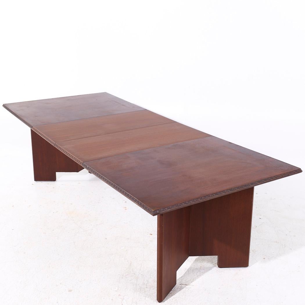 Mid-Century Modern Table de salle à manger Taliesin de Frank Lloyd Wright pour Heritage Henredon MCM avec 2 rallonges en vente