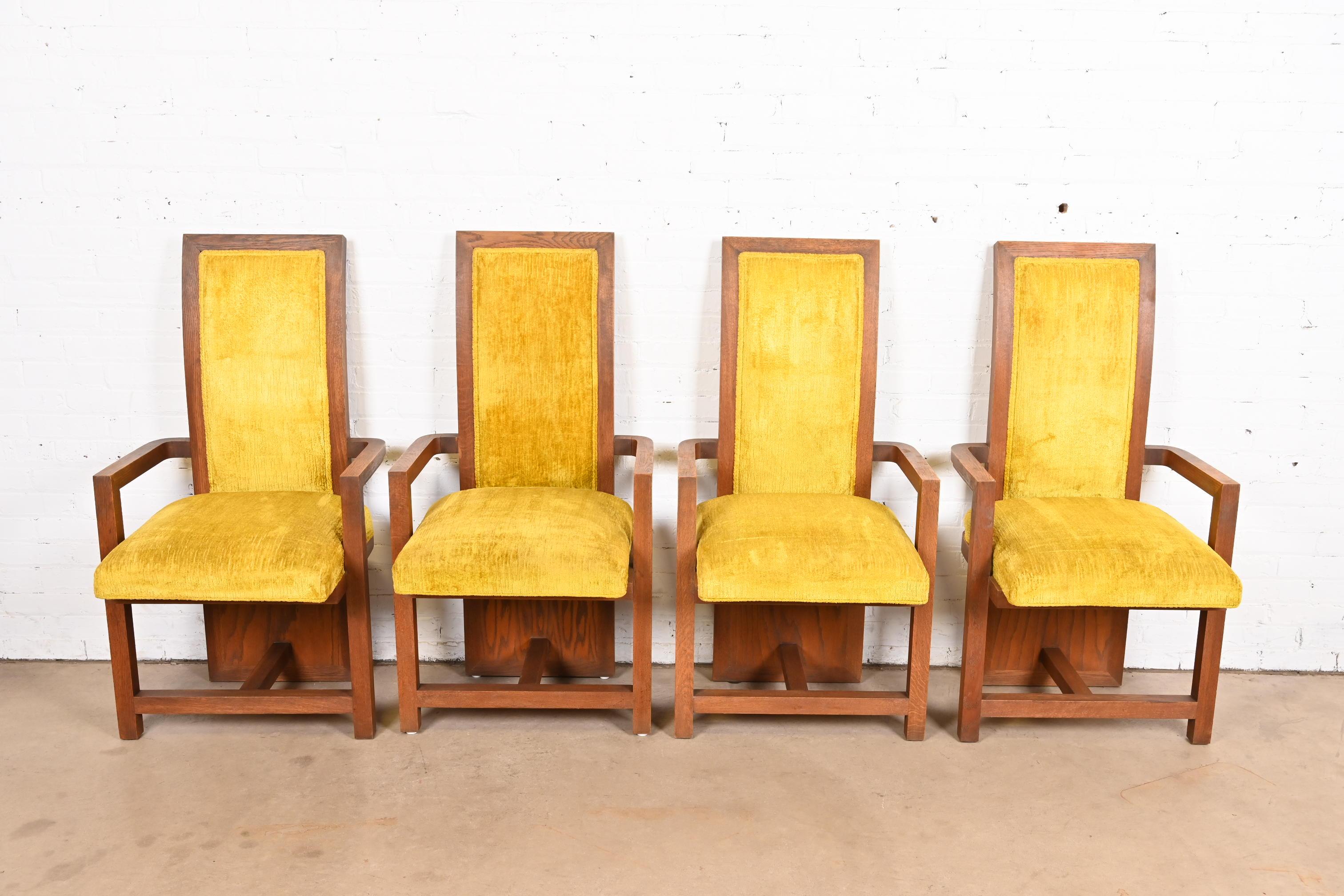 Mid-Century moderno Frank Lloyd Wright per Heritage Henredon Taliesin Poltrone con schienale alto, Set di 4 in vendita