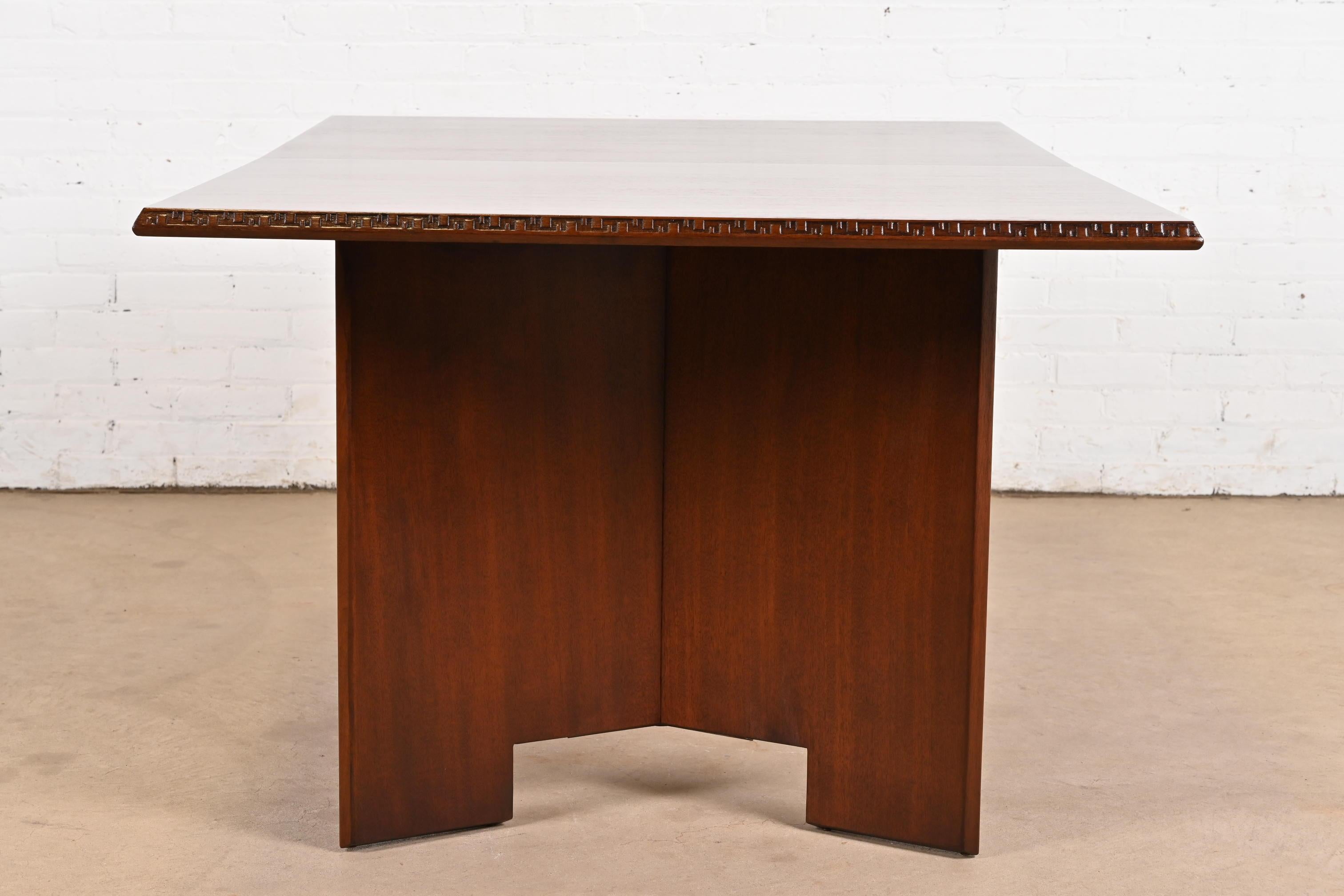 Table de salle à manger Taliesin en acajou Frank Lloyd Wright pour Heritage Henredon en vente 4