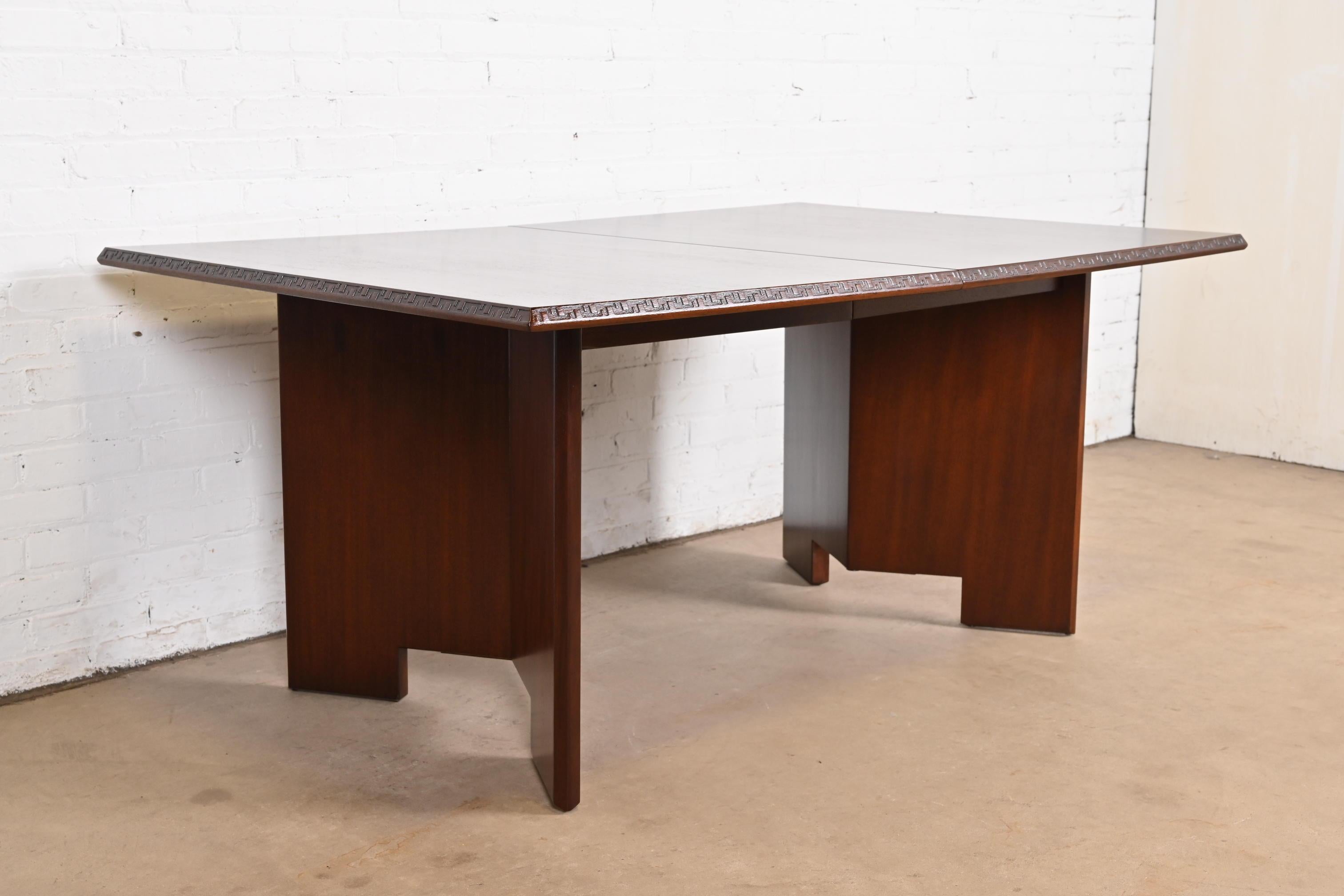 Table de salle à manger Taliesin en acajou Frank Lloyd Wright pour Heritage Henredon Bon état - En vente à South Bend, IN