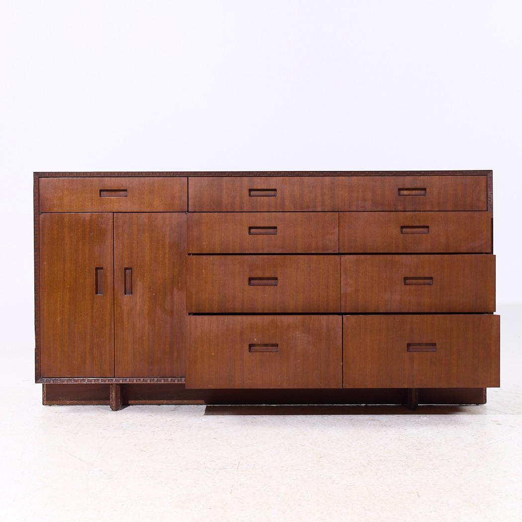 Frank Lloyd Wright for Heritage Henredon 'Taliesin' MCM Mahogany Credenza 3