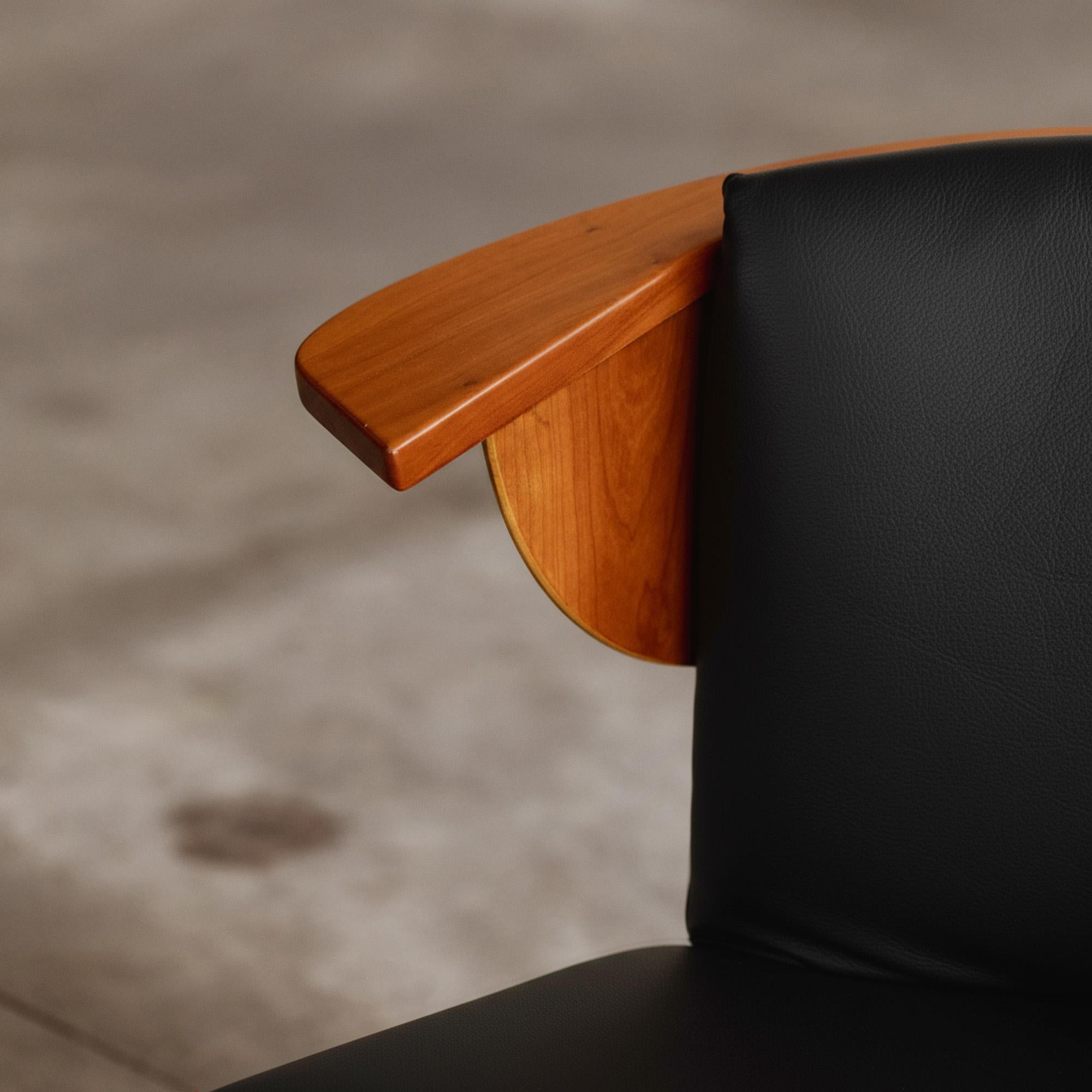 Mid-Century Modern Frank Lloyd Wright “Friedman” Lounge Set for Cassina, Black Leather, 1956 en vente