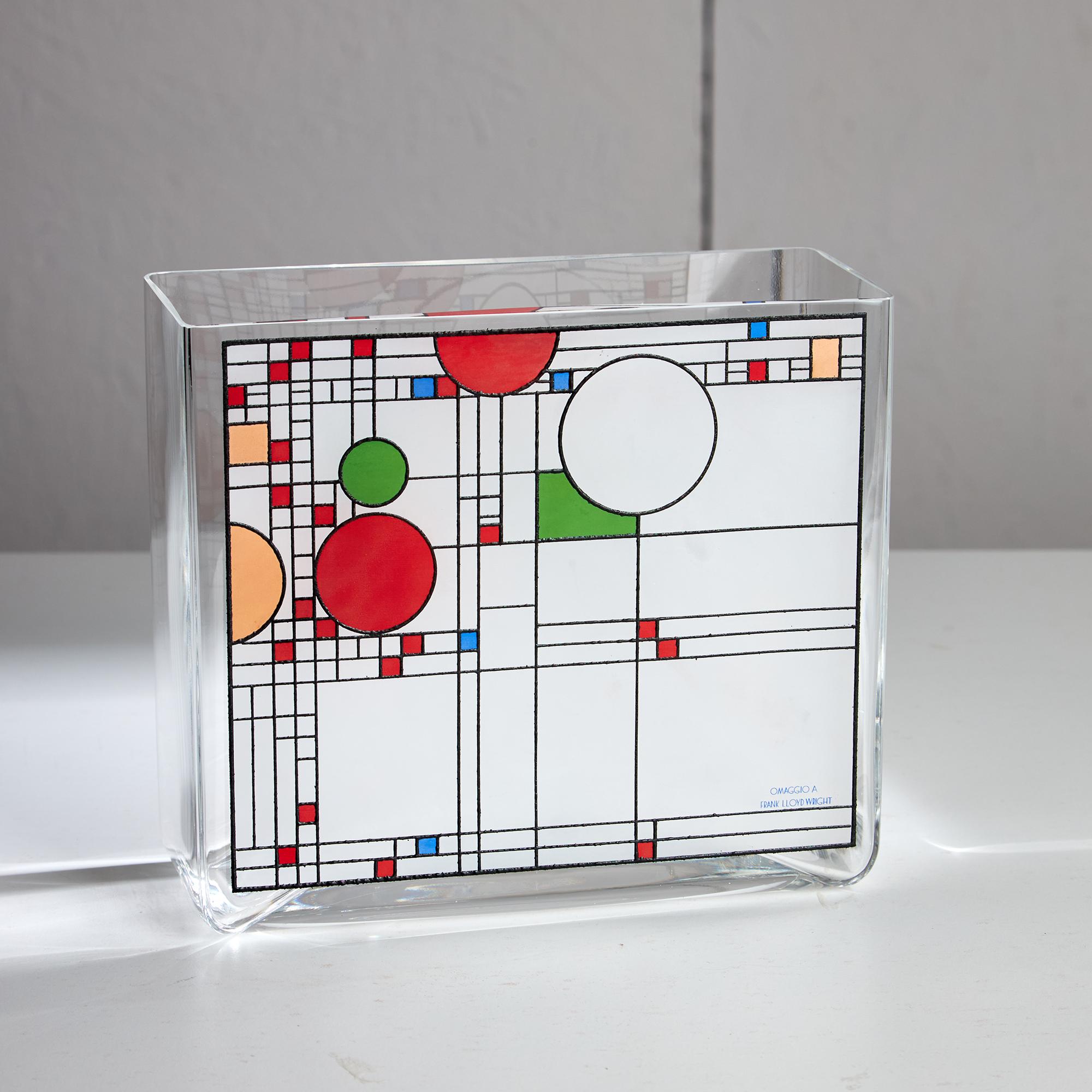 XX secolo Vaso Omaggio Frank Lloyd Wright Riverside, di Egizia in vendita