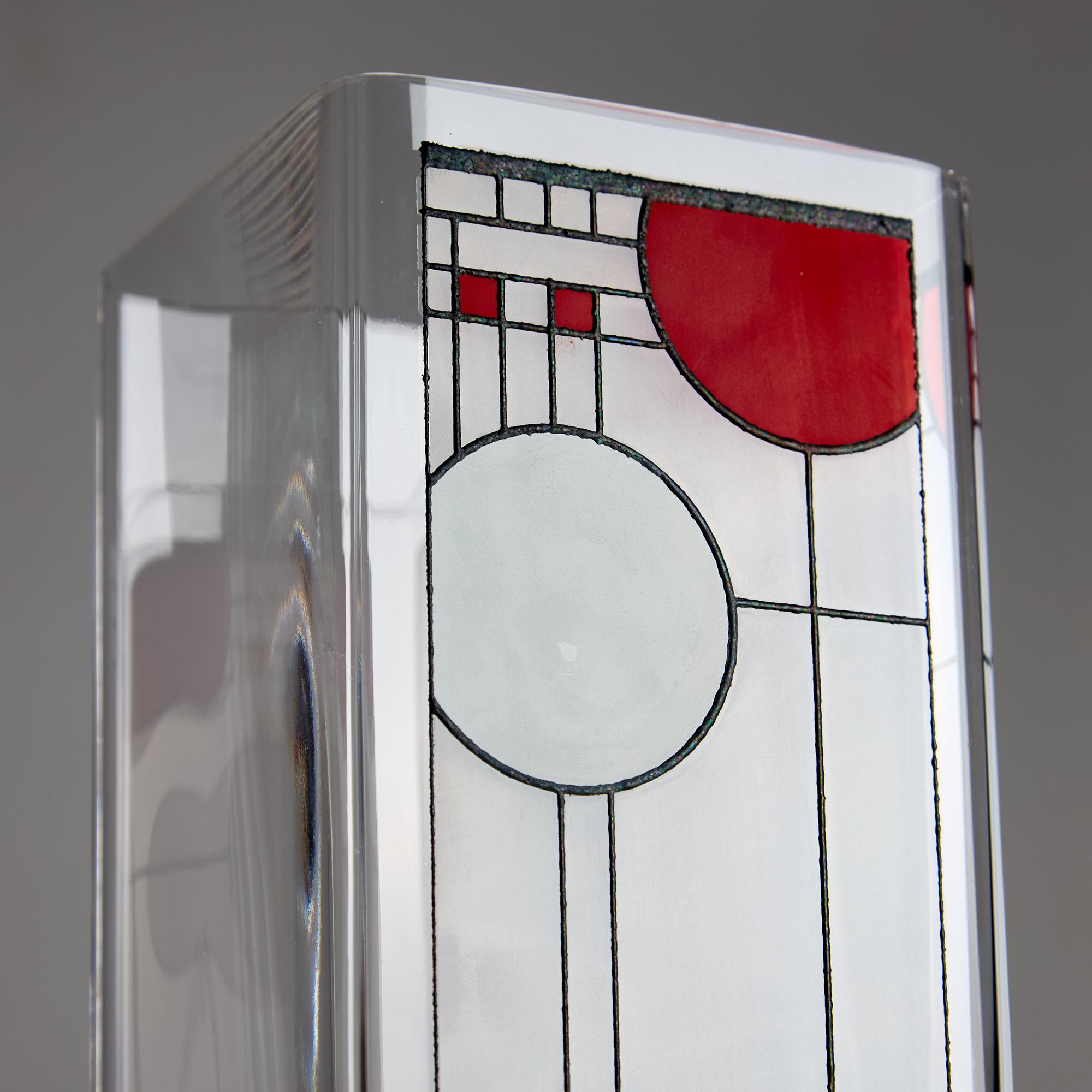 Vetro soffiato Vaso Frank Lloyd Wright Omaggio Twin Illinois, di Egizia in vendita