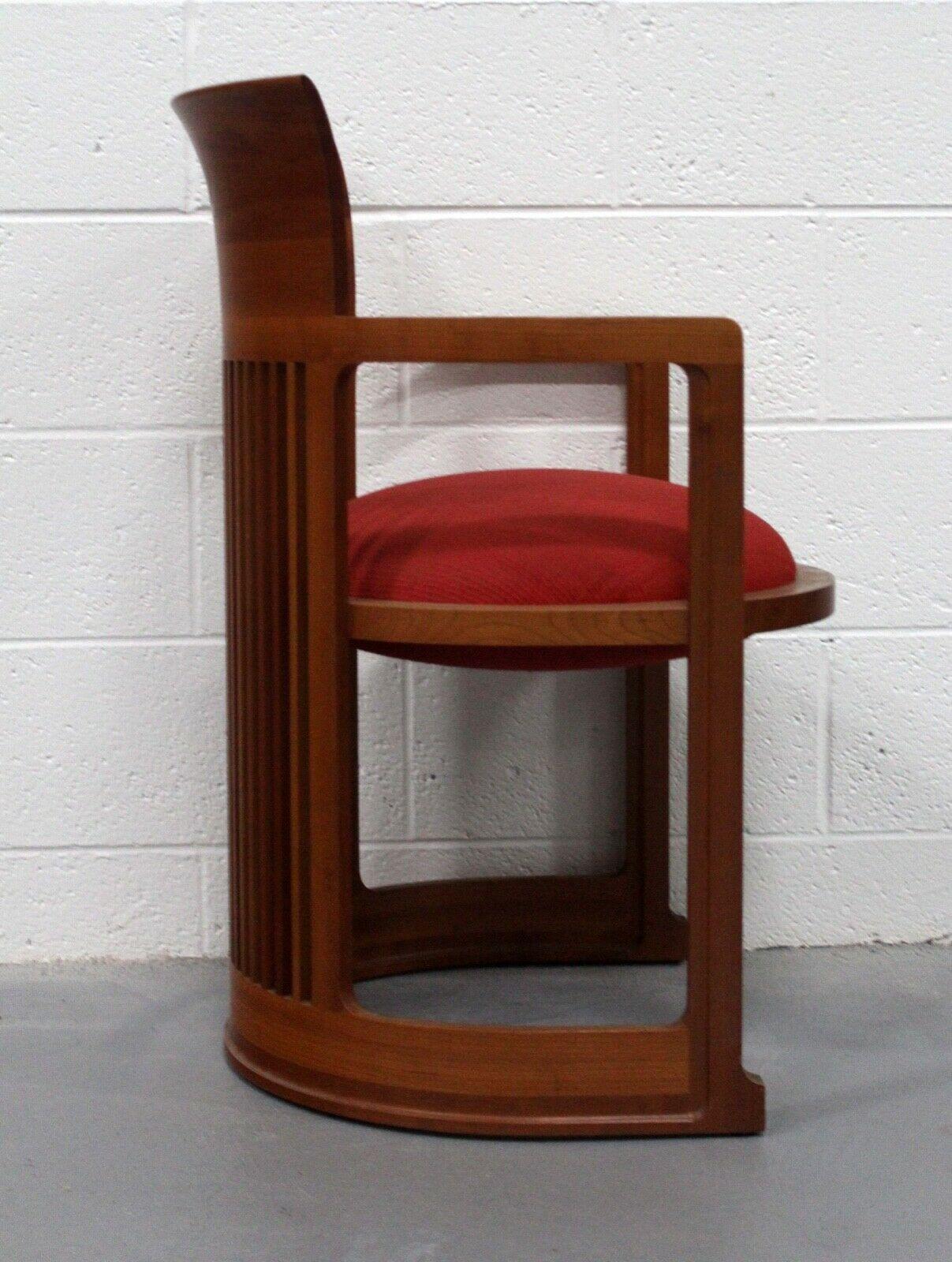 Frank Lloyd Wright for Cassina Prairie Mission Style Cherry Barrel Chair In Good Condition In Keego Harbor, MI