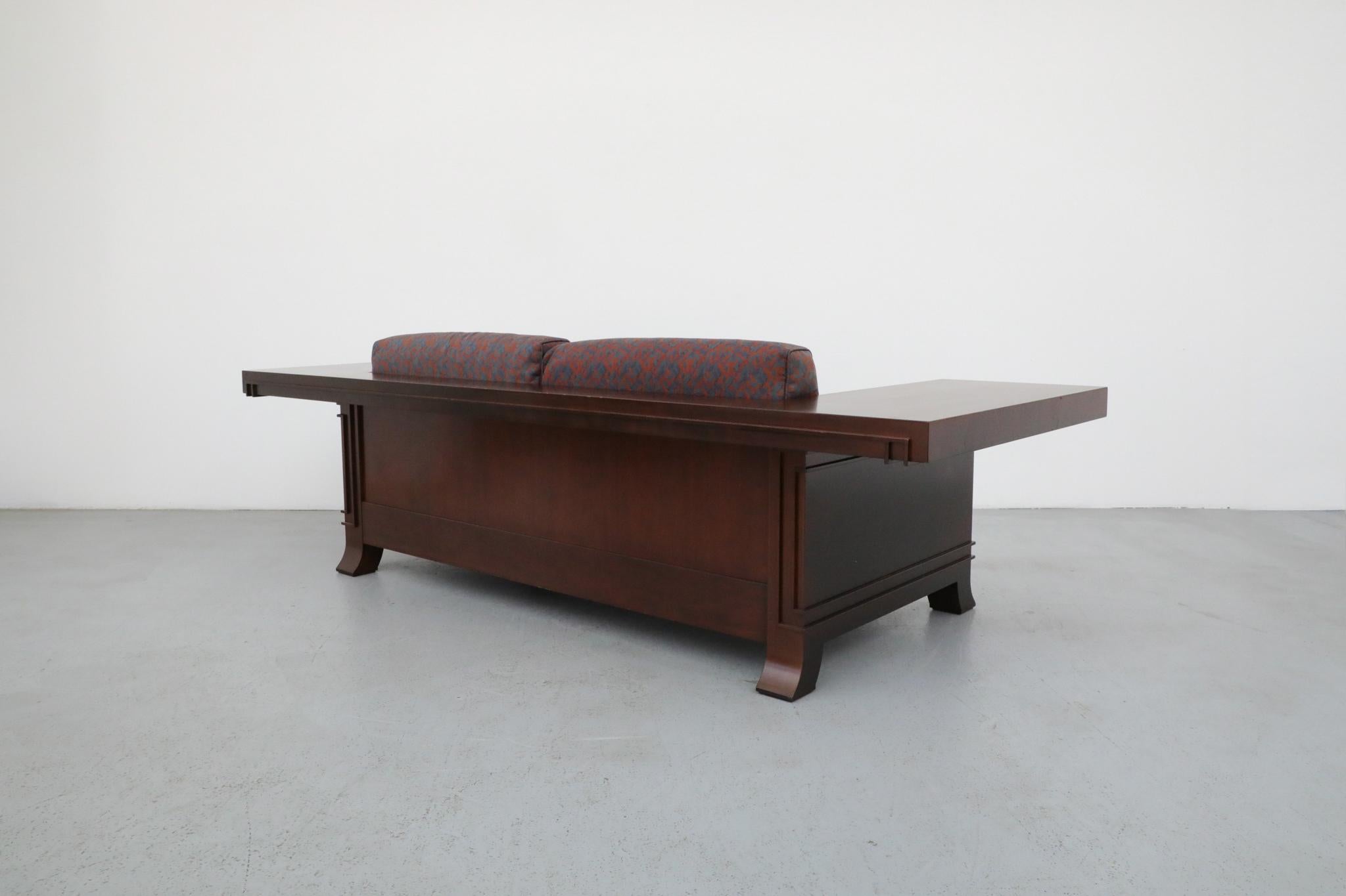 Divano Frank Lloyd Wright Robie 3 in ciliegio tinto noce di Cassina, 1989 In condizioni buone in vendita a Los Angeles, CA
