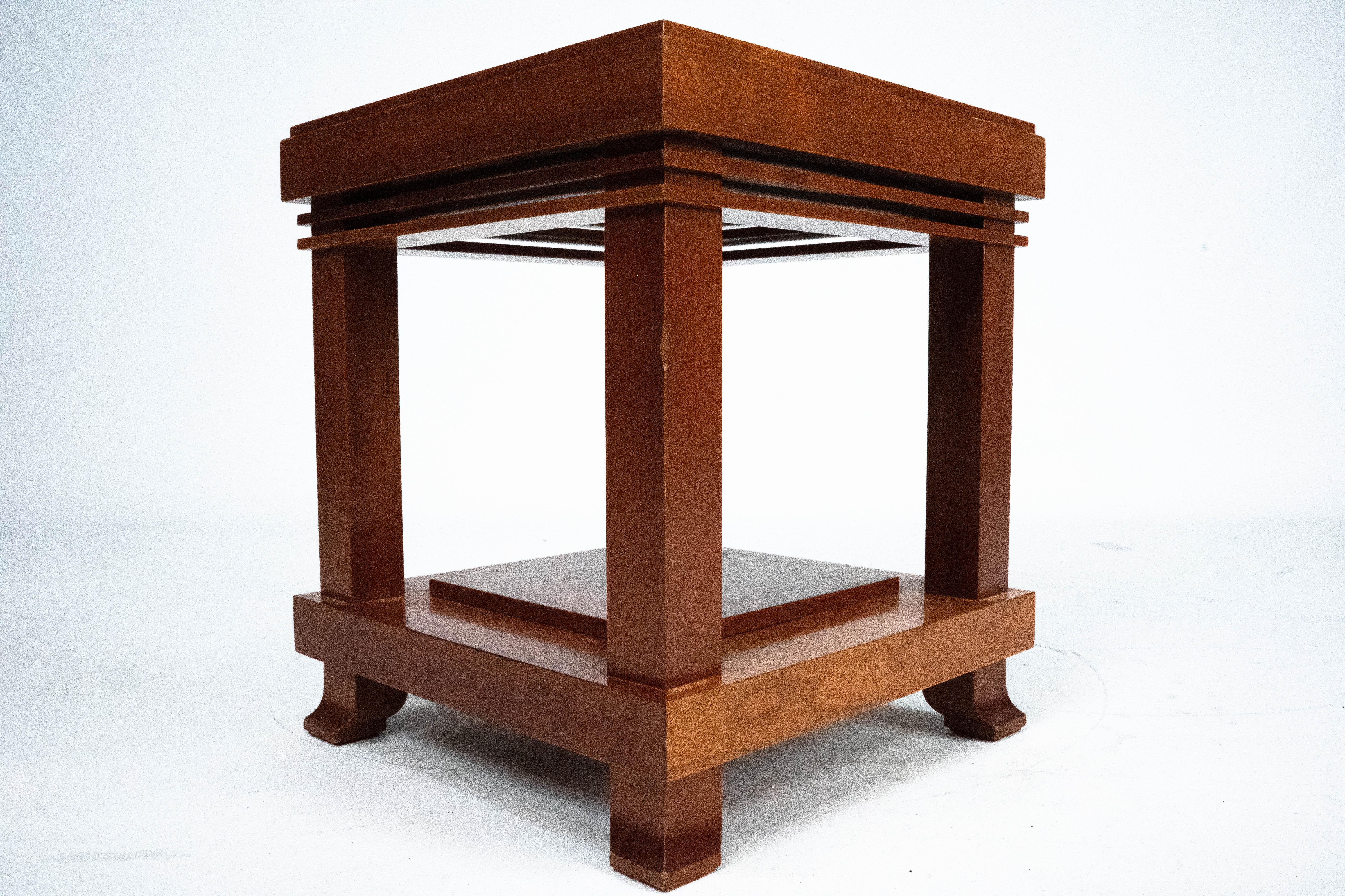 Frank Lloyd Wright Robie Side Table for Cassina, limited edition. Italy 1989. en vente 2