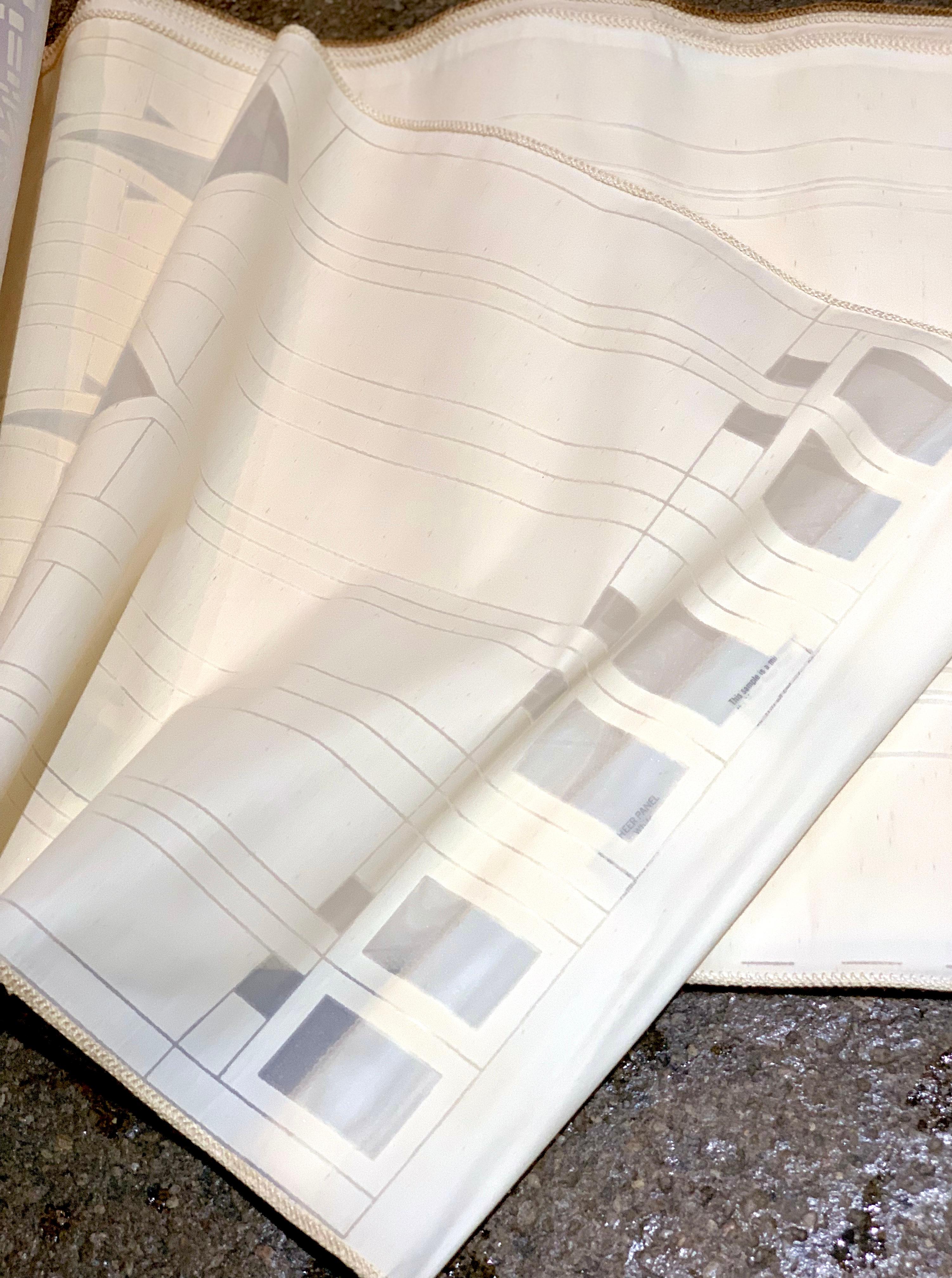 Référence de l'échantillon textile surdimensionné de Frank Lloyds Schumacher, 1955 / 1986. Ensemble extrêmement rare de panneaux à grande échelle (qui sont des versions miniaturisées des panneaux personnalisés plus grands) de Schumacher et conçus