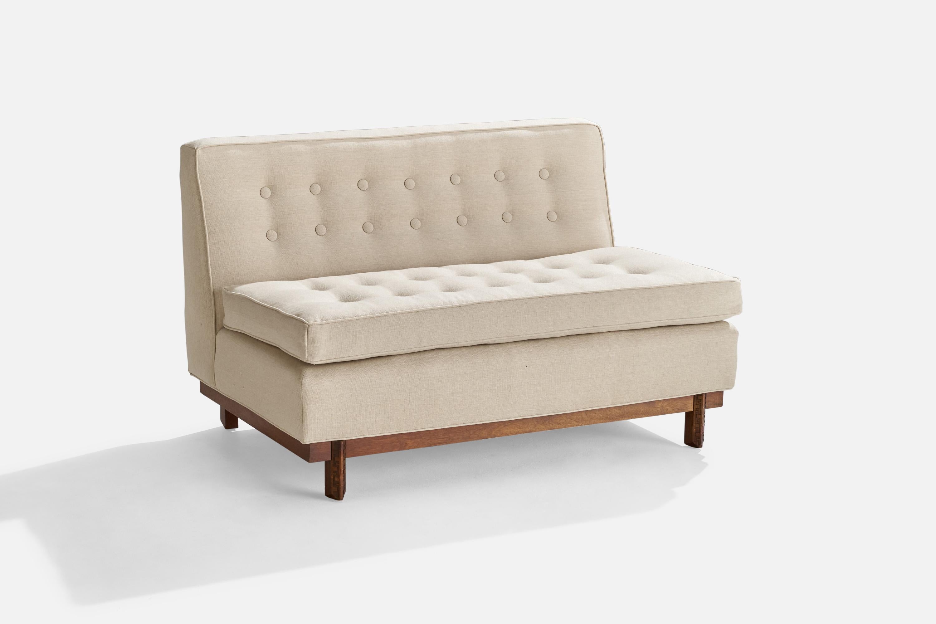 An off-white fabric and mahogany settee or sofa designed by Frank Lloyd Wright and produced by Henredon Furniture, USA, 1956.

Seat height:18.5”