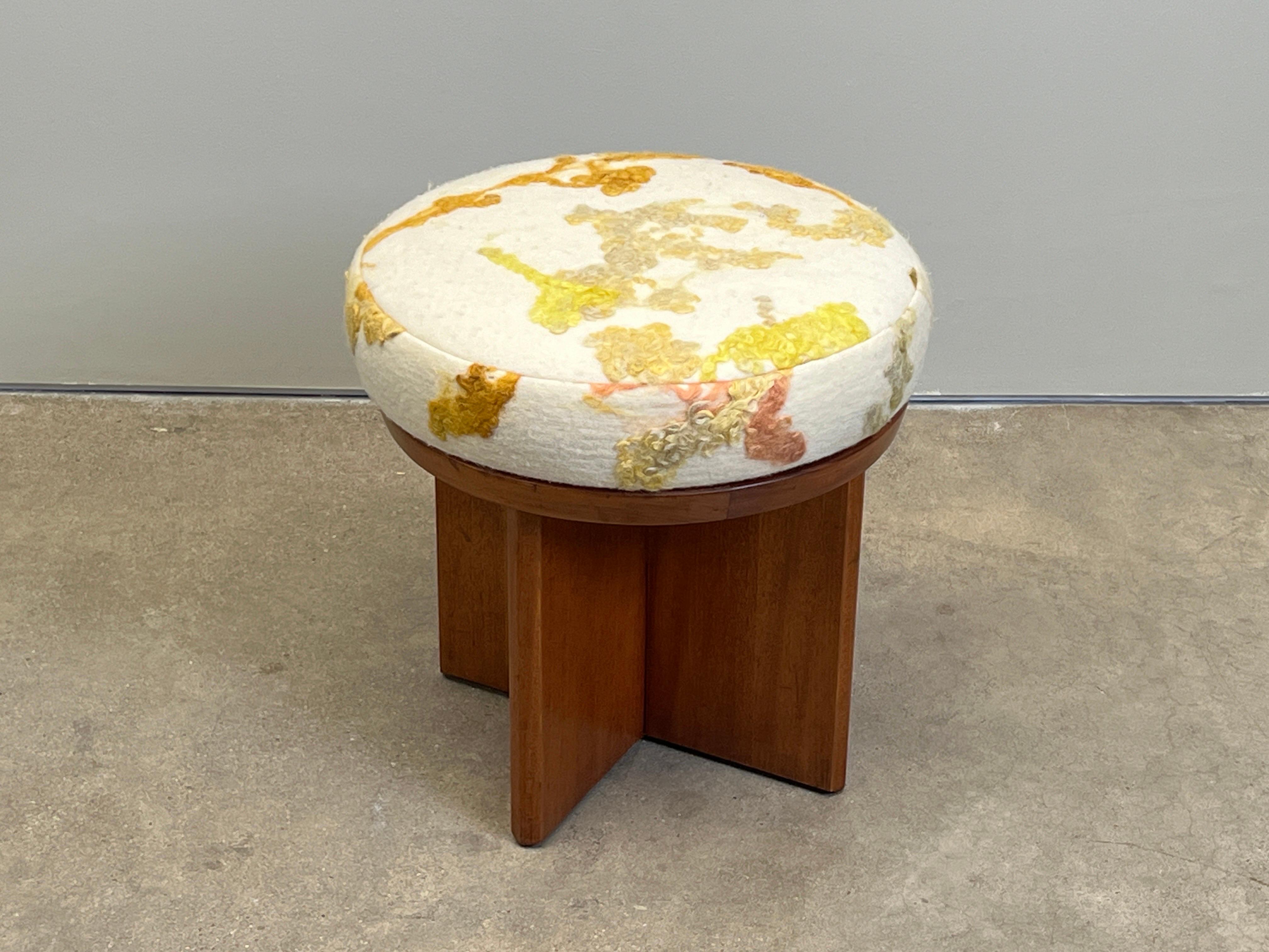 Frank Lloyd Wright Stool for Henredon In Good Condition In Dallas, TX