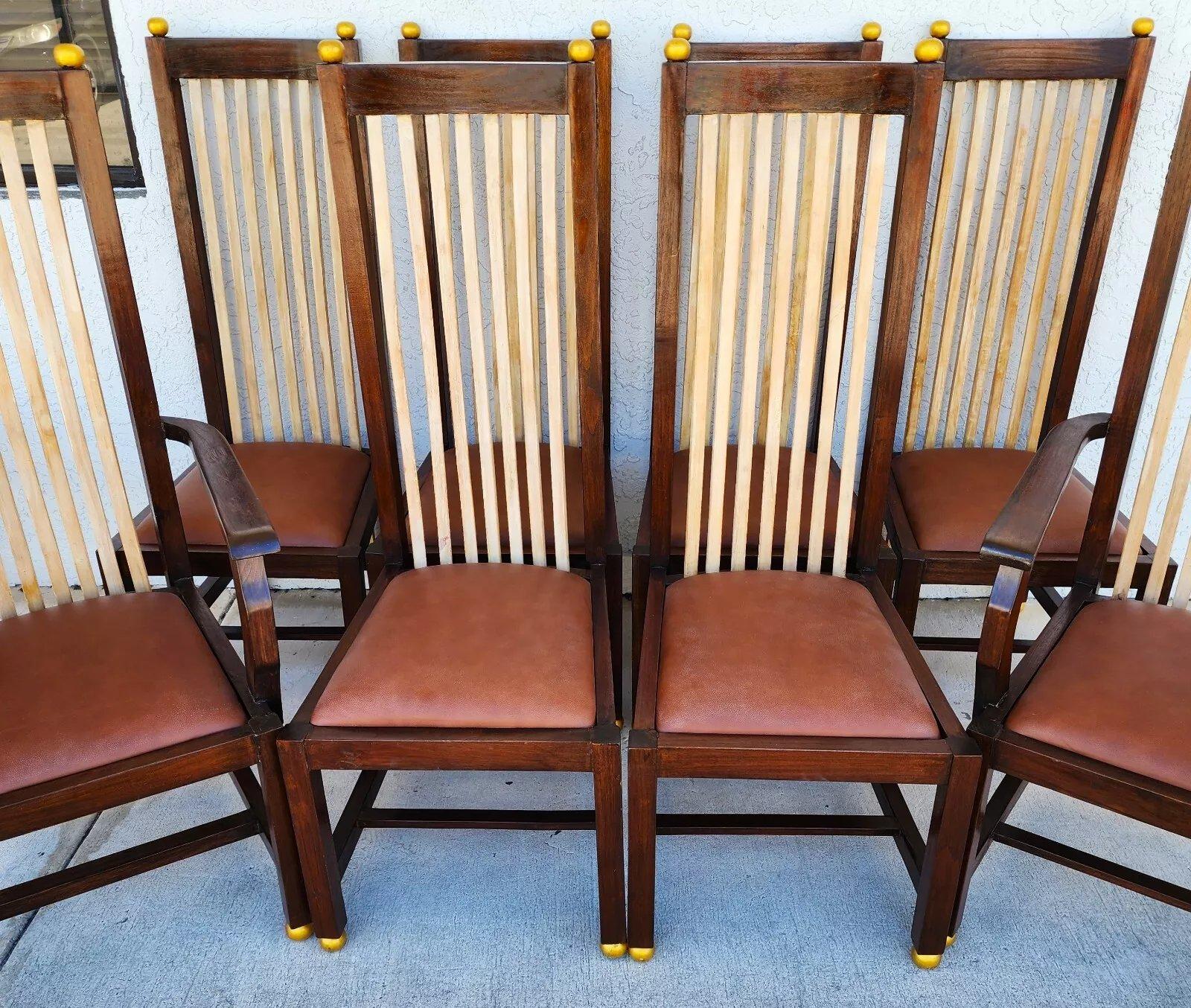 Legno Set di 8 sedie da pranzo in stile Frank Lloyd Wright in vendita