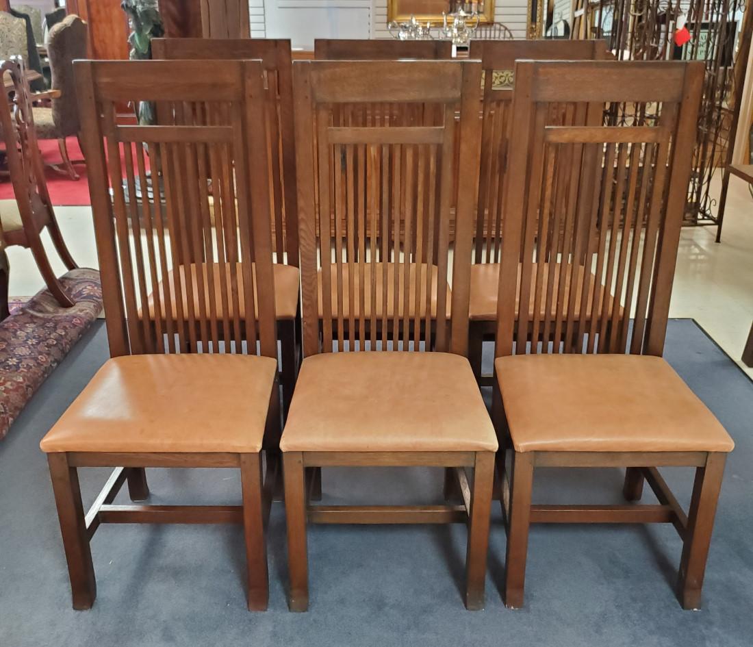 Frank Lloyd Wright Style Mission Dining Set, Table, 6 Chairs In Good Condition In Oakwood, GA