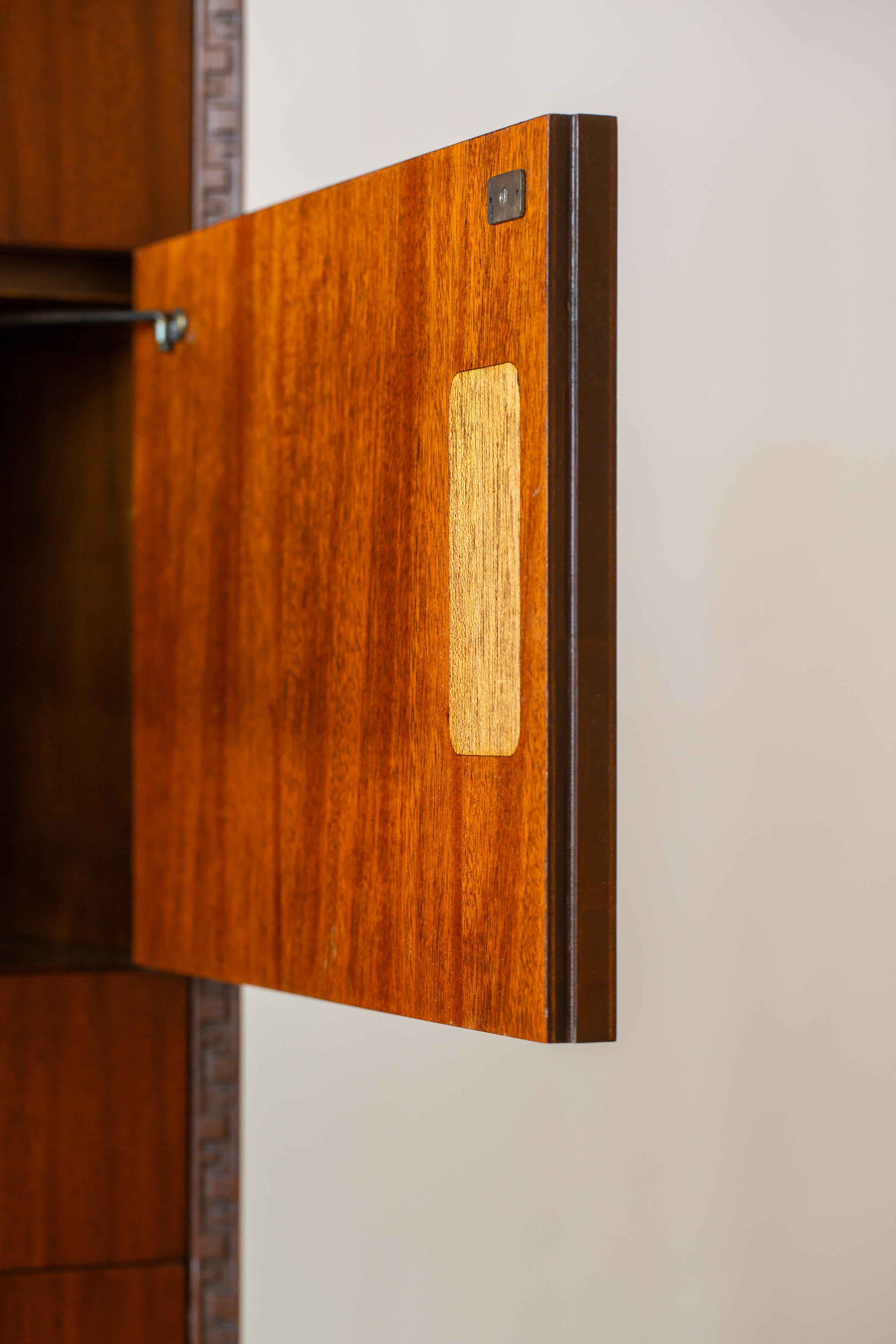 Mid-20th Century Frank Lloyd Wright Taliesin Chest of Drawers for Heritage Henredon Mahogany