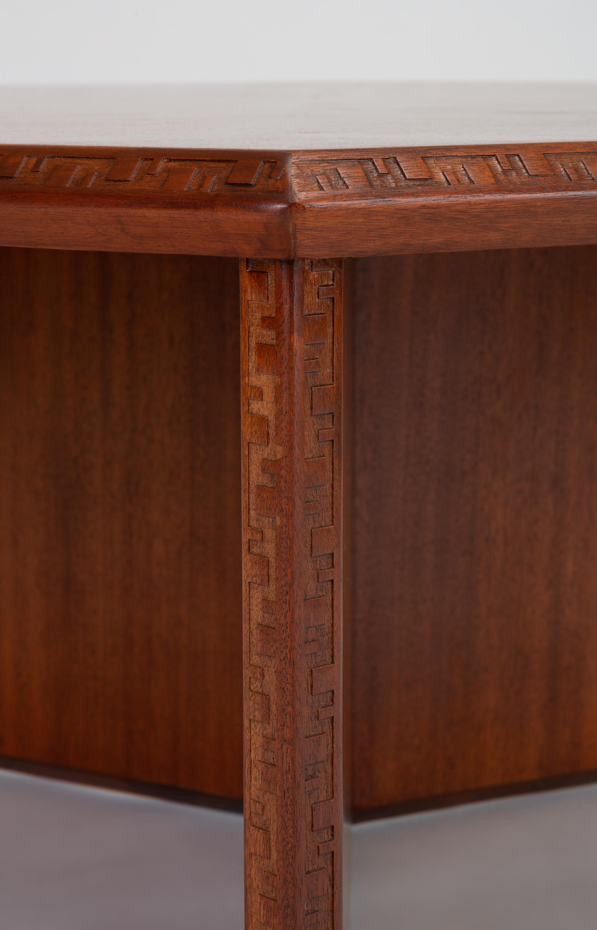Frank Lloyd Wright “Taliesin” Coffee Table for Heritage-Henredon 6