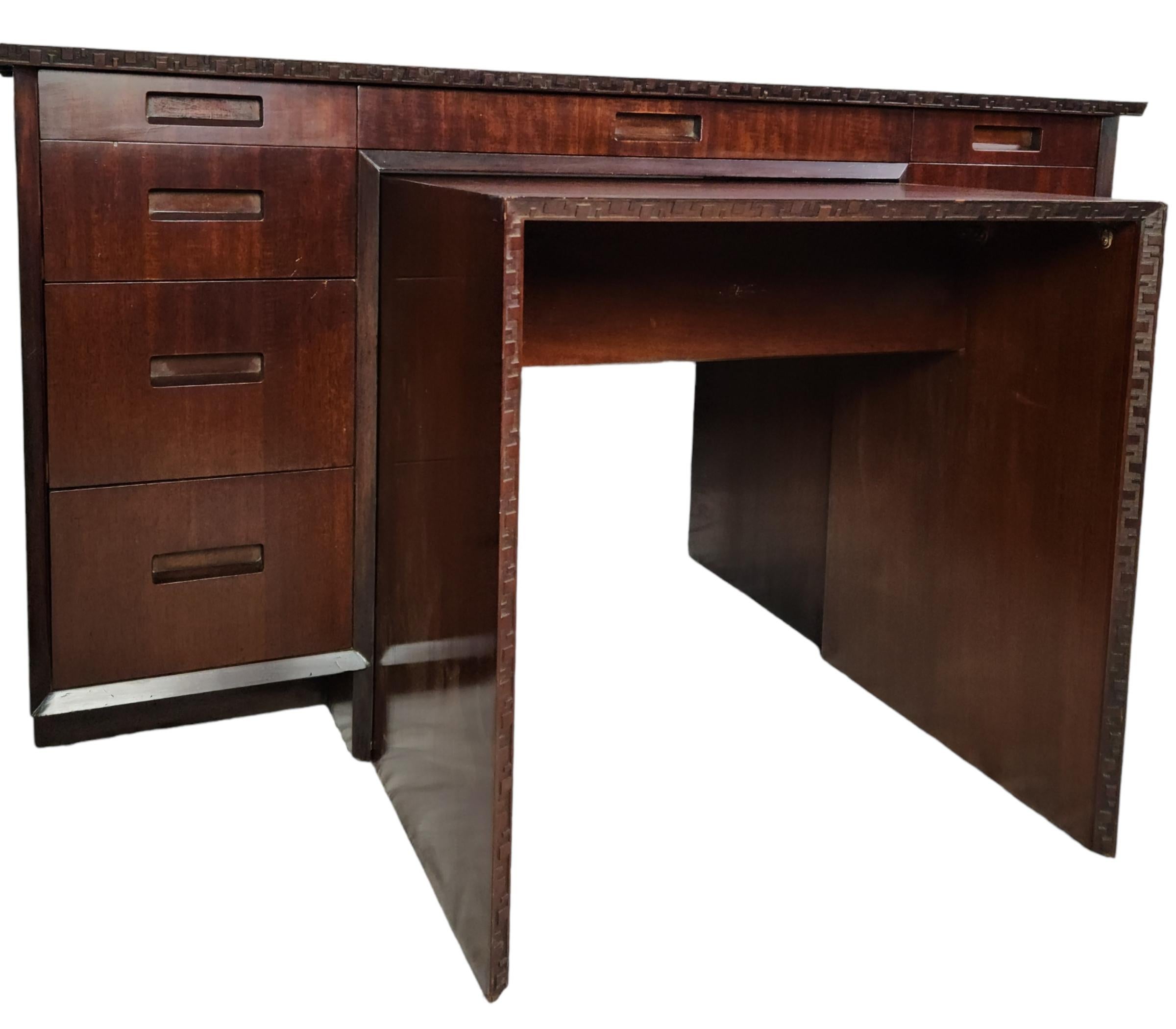 American Frank Lloyd Wright Taliesin Mahogany Desk +Typing Table Heritage Henredon, 1955 For Sale