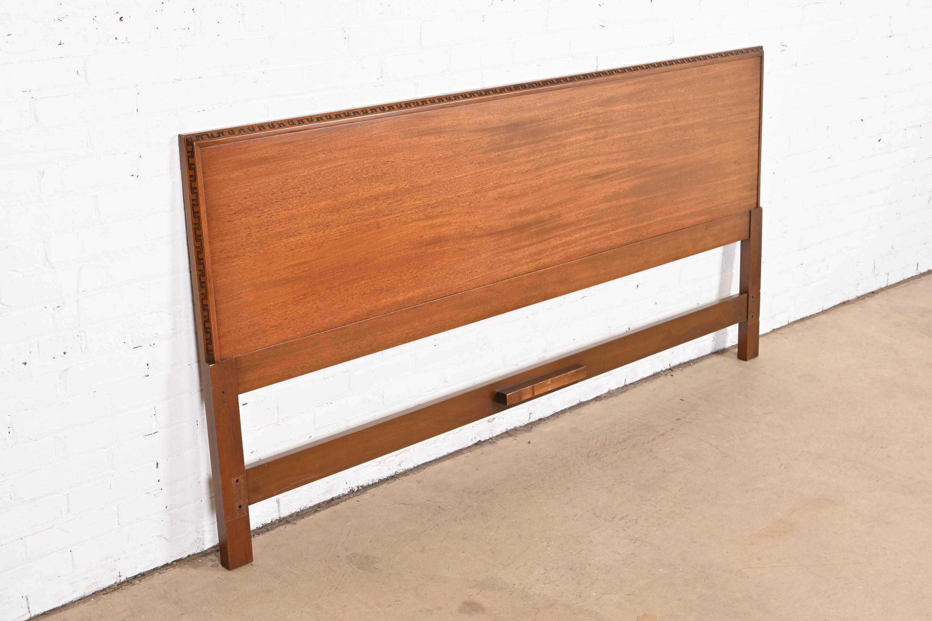 Frank Lloyd Wright Taliesin Mahogany King Headboard, 1950s In Good Condition For Sale In South Bend, IN
