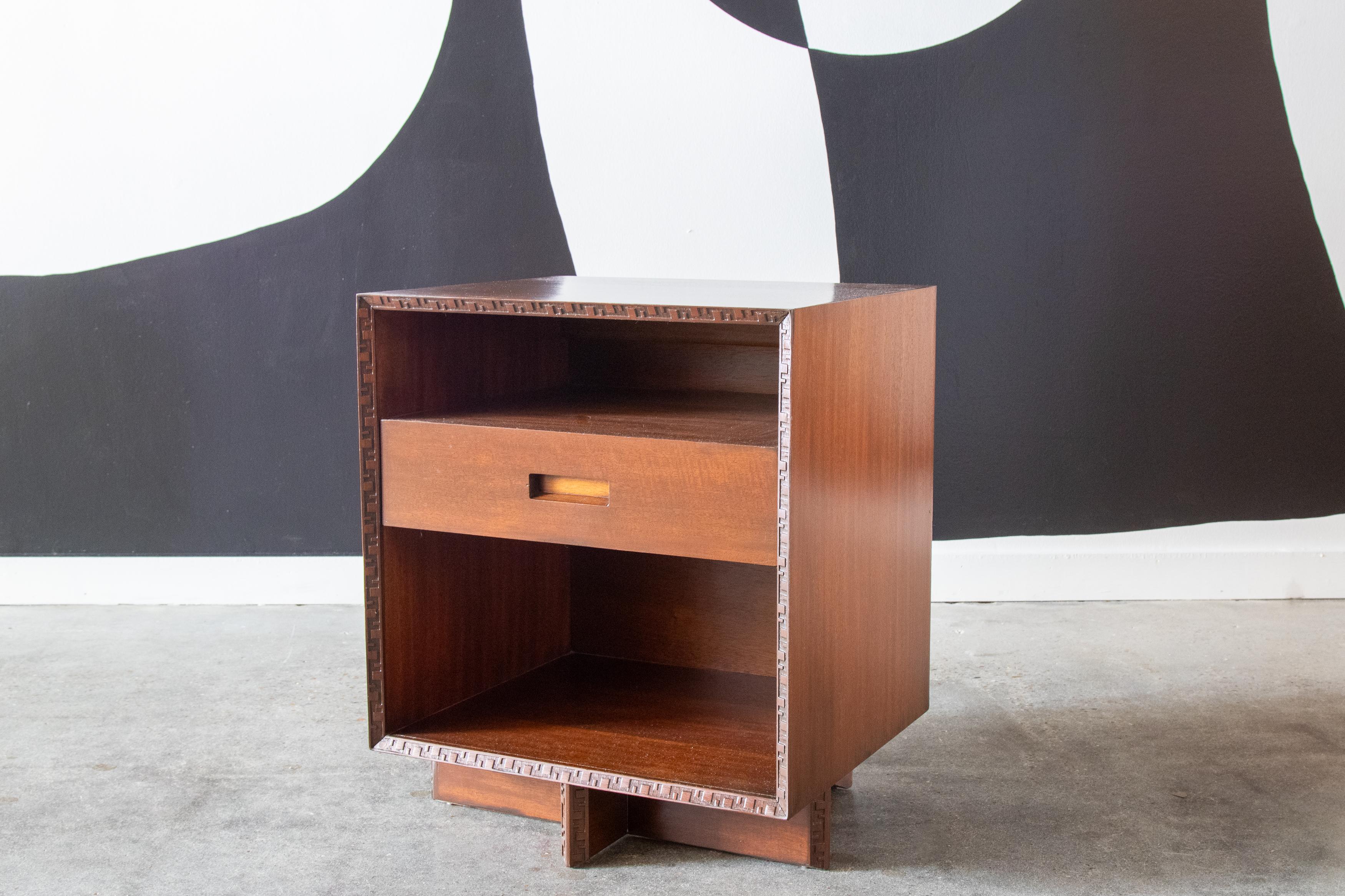 American Frank Lloyd Wright Taliesin Nightstand End Table for Heritage Henredon Mahogany