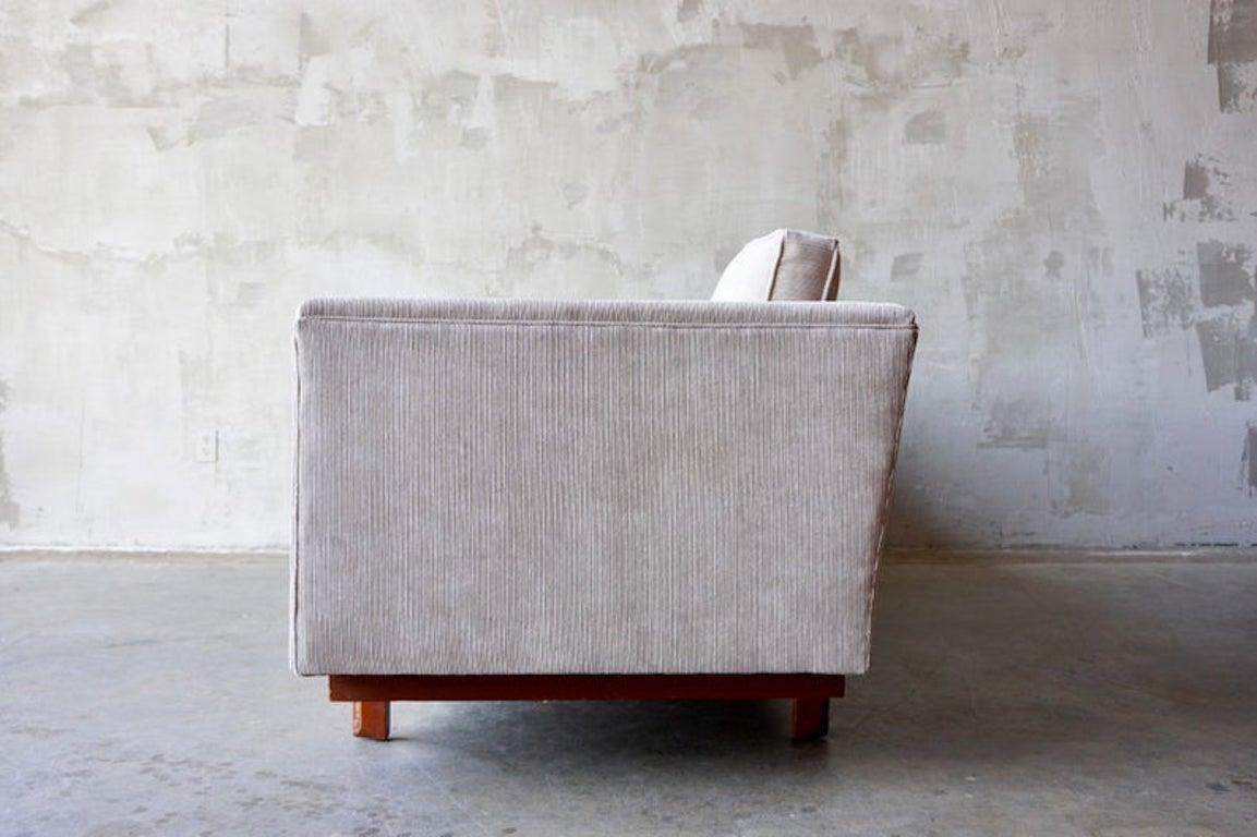 Mid-20th Century Frank Lloyd Wright 'Taliesin' Sofa
