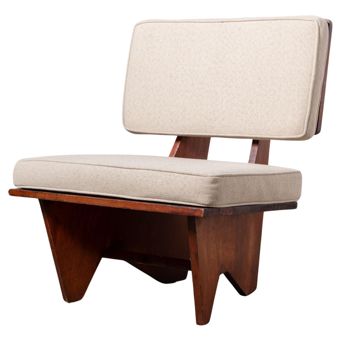 Did Frank Lloyd Wright make furniture?
