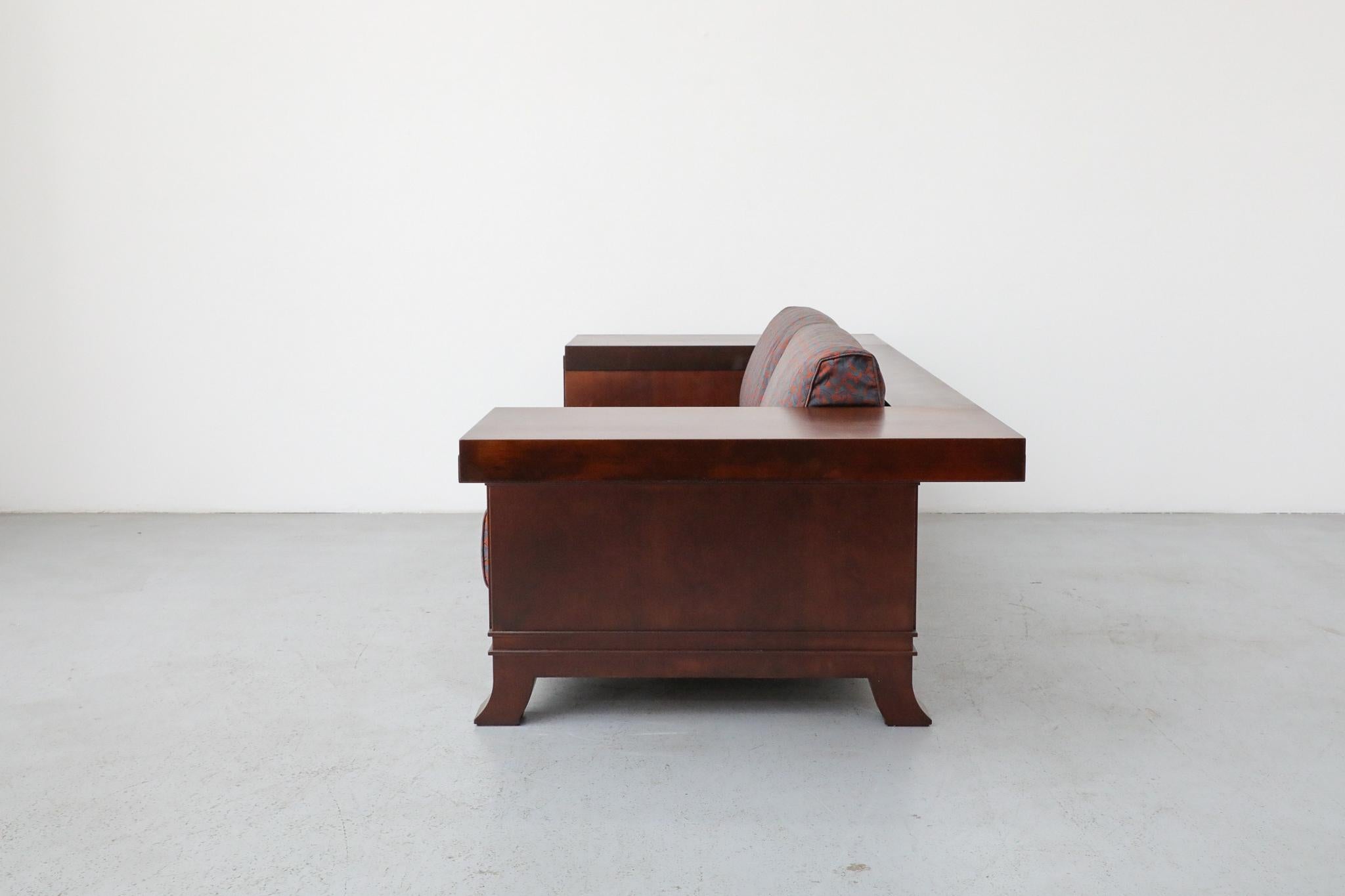 Prairie School Divano Robie 3 di Frank Loyd Wright in ciliegio tinto noce di Cassina, 1989 in vendita
