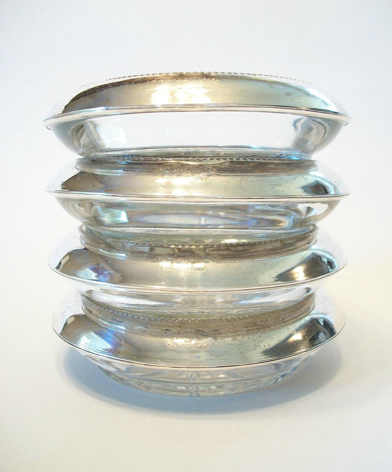 FRANK M. WHITING - 4 Sterling Silver & Glass Coasters - U.S. - Mid 20th Century In Good Condition For Sale In Chatham, ON