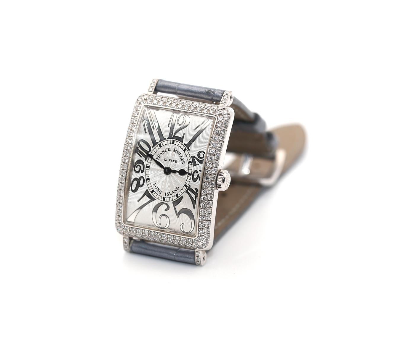 Frank Muller Long Island Relief Diamonds Unisex Wristwatch. White Gold case. Created in 2008.
It is an amazing and sophisticated dial with a 3D gilled effect. Dial signed Frank Muller Geneve Long Island Swiss Made.
Original paper and leather box and