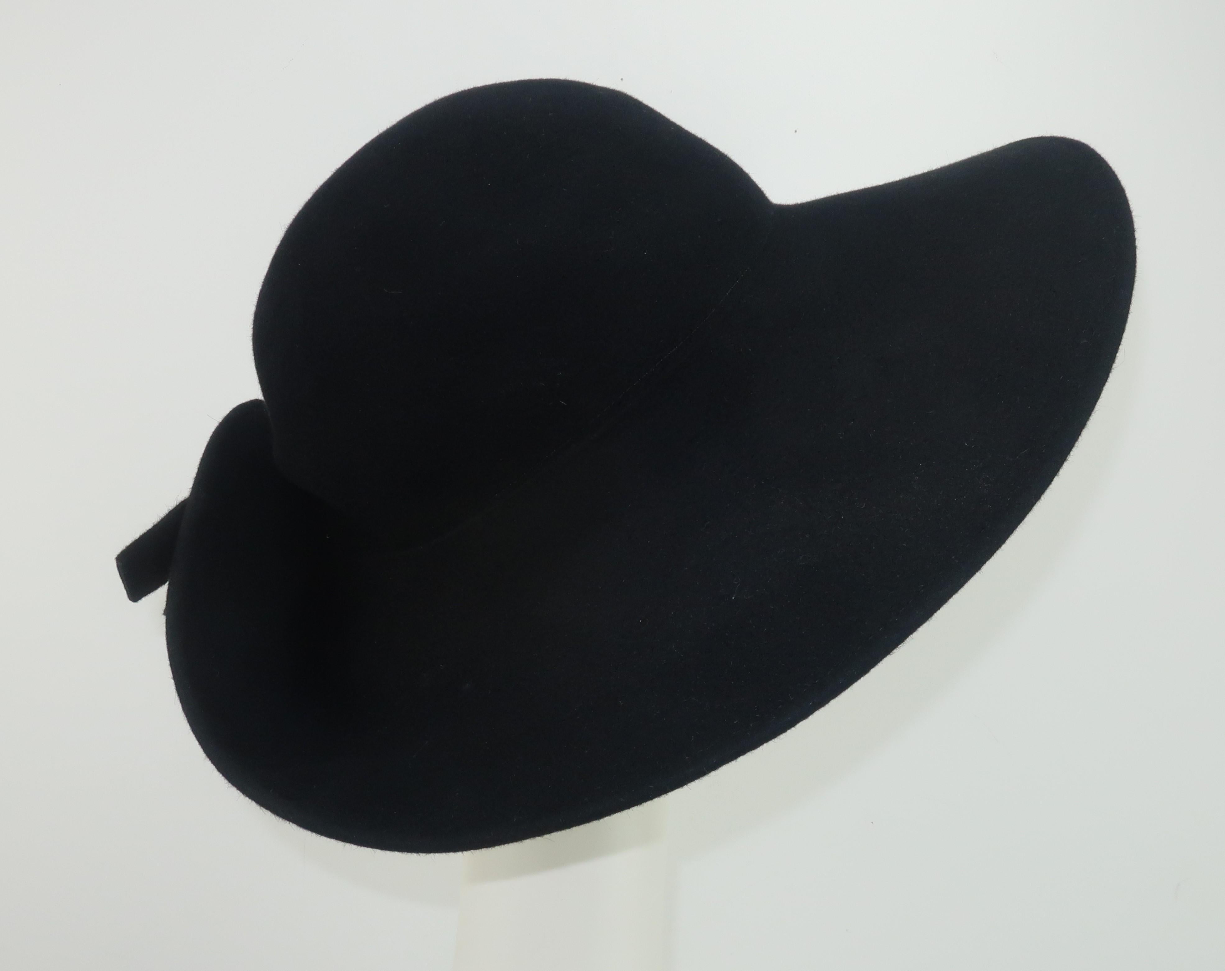 Frank Olive Black Wool Wide Brim Hat With Bow, 1980's In Good Condition In Atlanta, GA