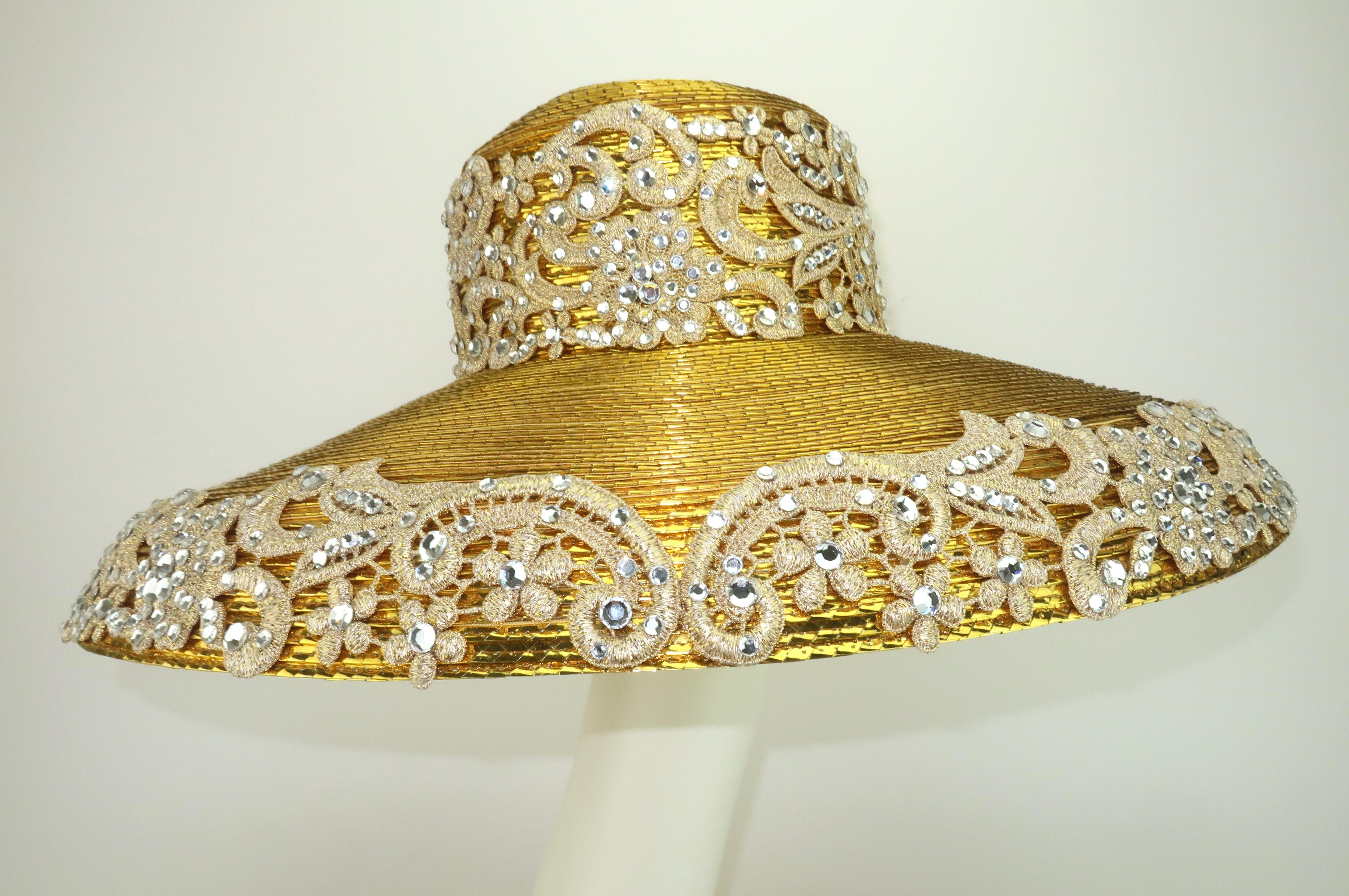 Cappello a tesa larga in paglia, pizzo e strass di FRANK OLIVE, anni '80 In condizioni buone in vendita a Atlanta, GA