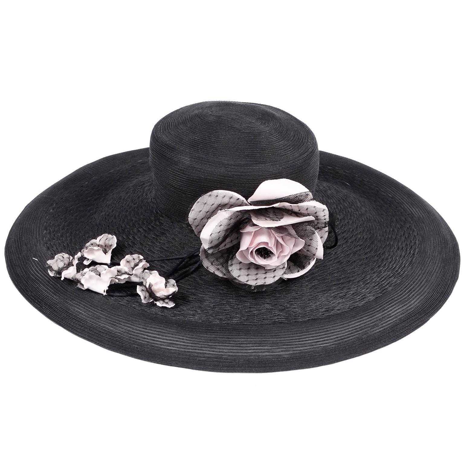 This is a really great extra wide brim vintage hat from Frank Olive for Neiman Marcus. This 